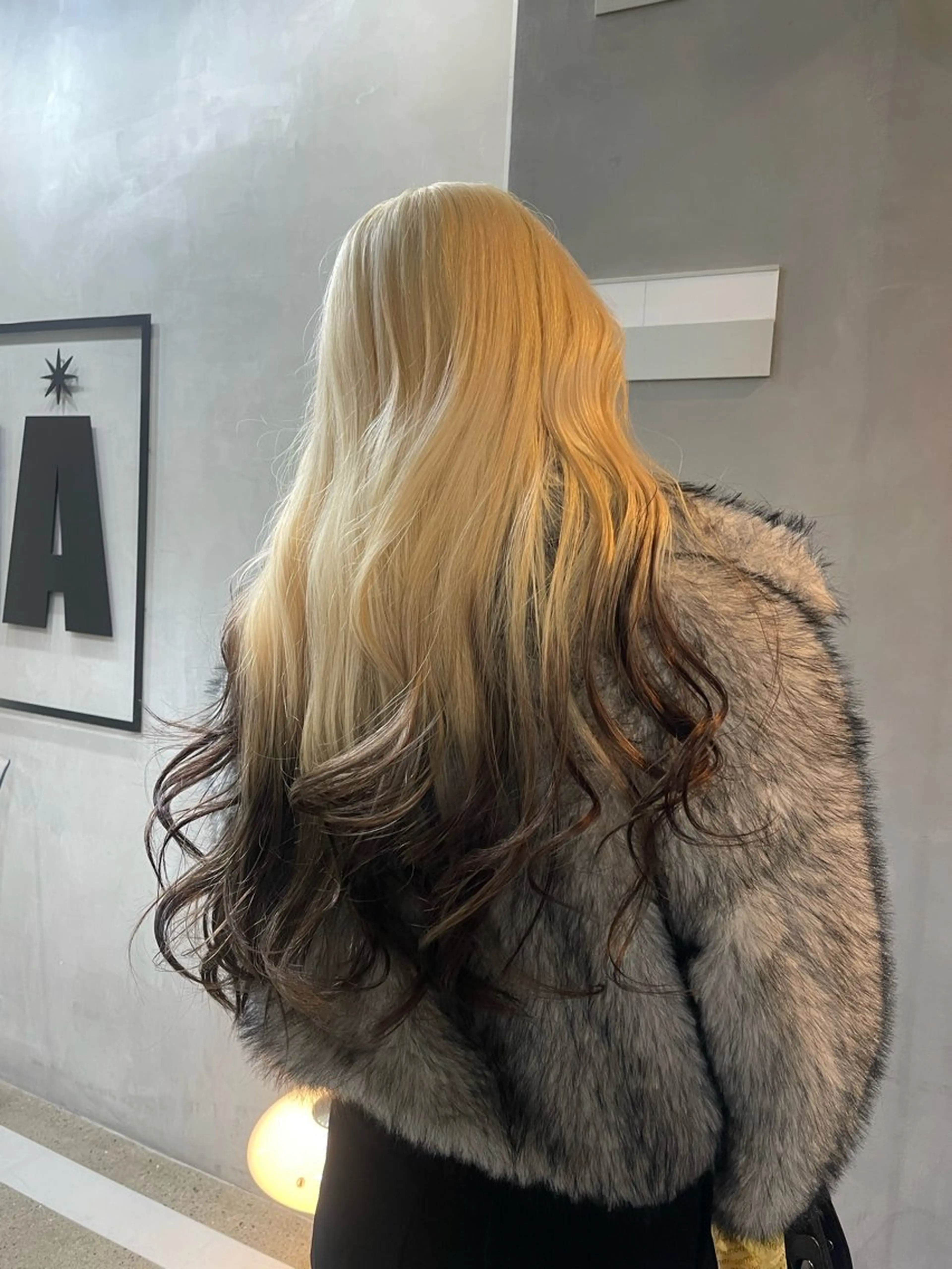 ロング カラー AIRI /XENA渋谷本店のヘアスタイル