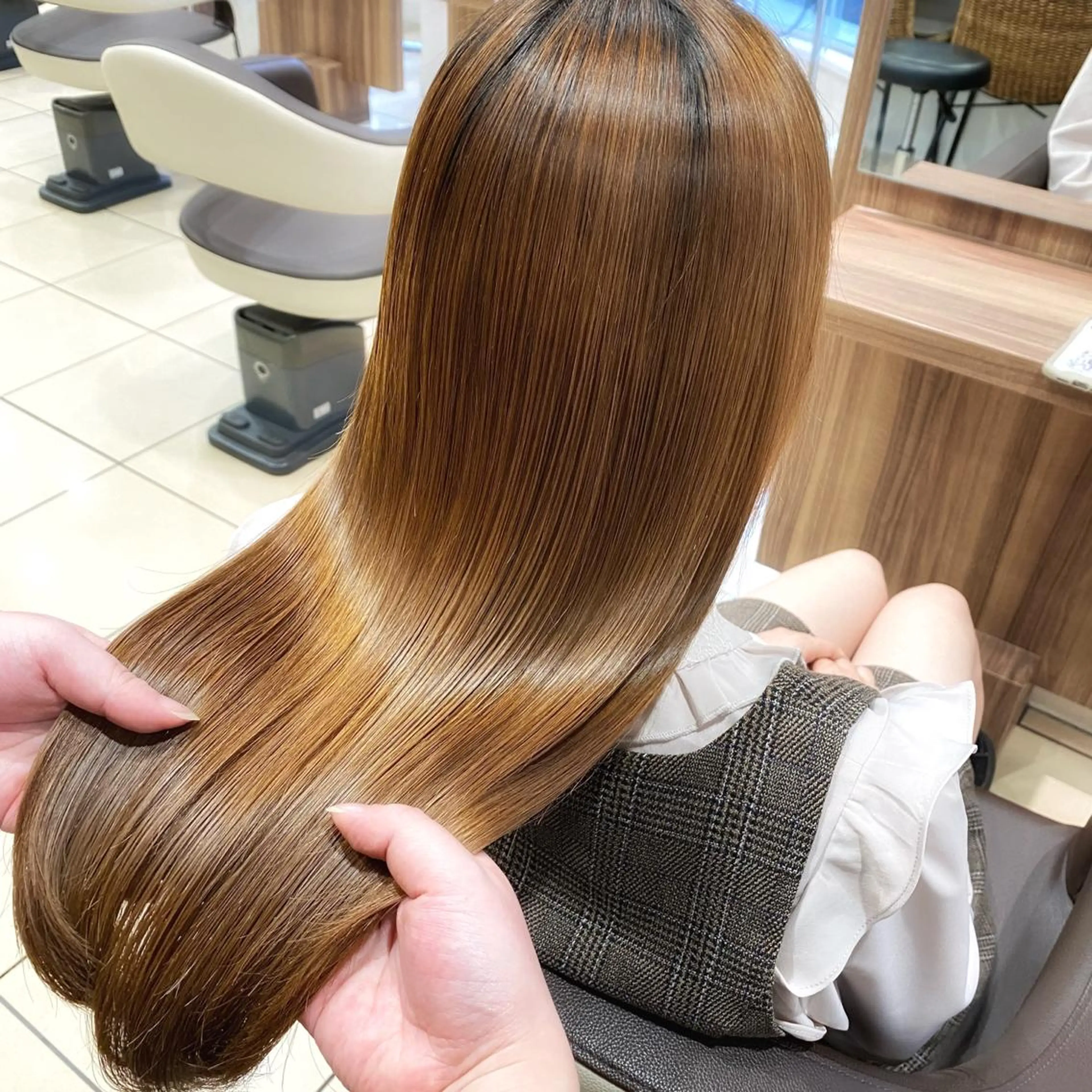 ロング カット 縮毛矯正 トリートメント 髪質改善特化美容師 小林和哉のヘアスタイル