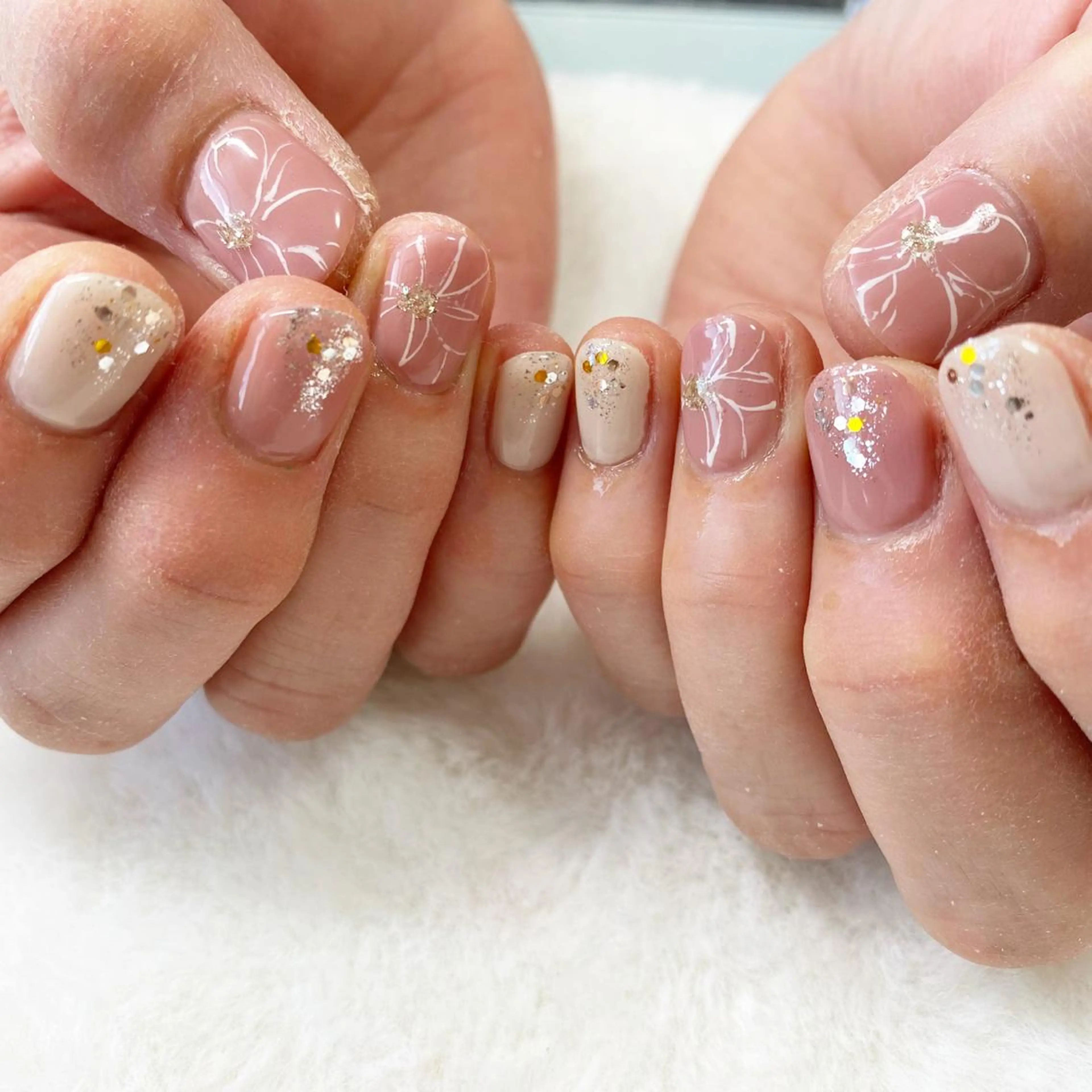 ネイル Laki nailのネイルデザイン