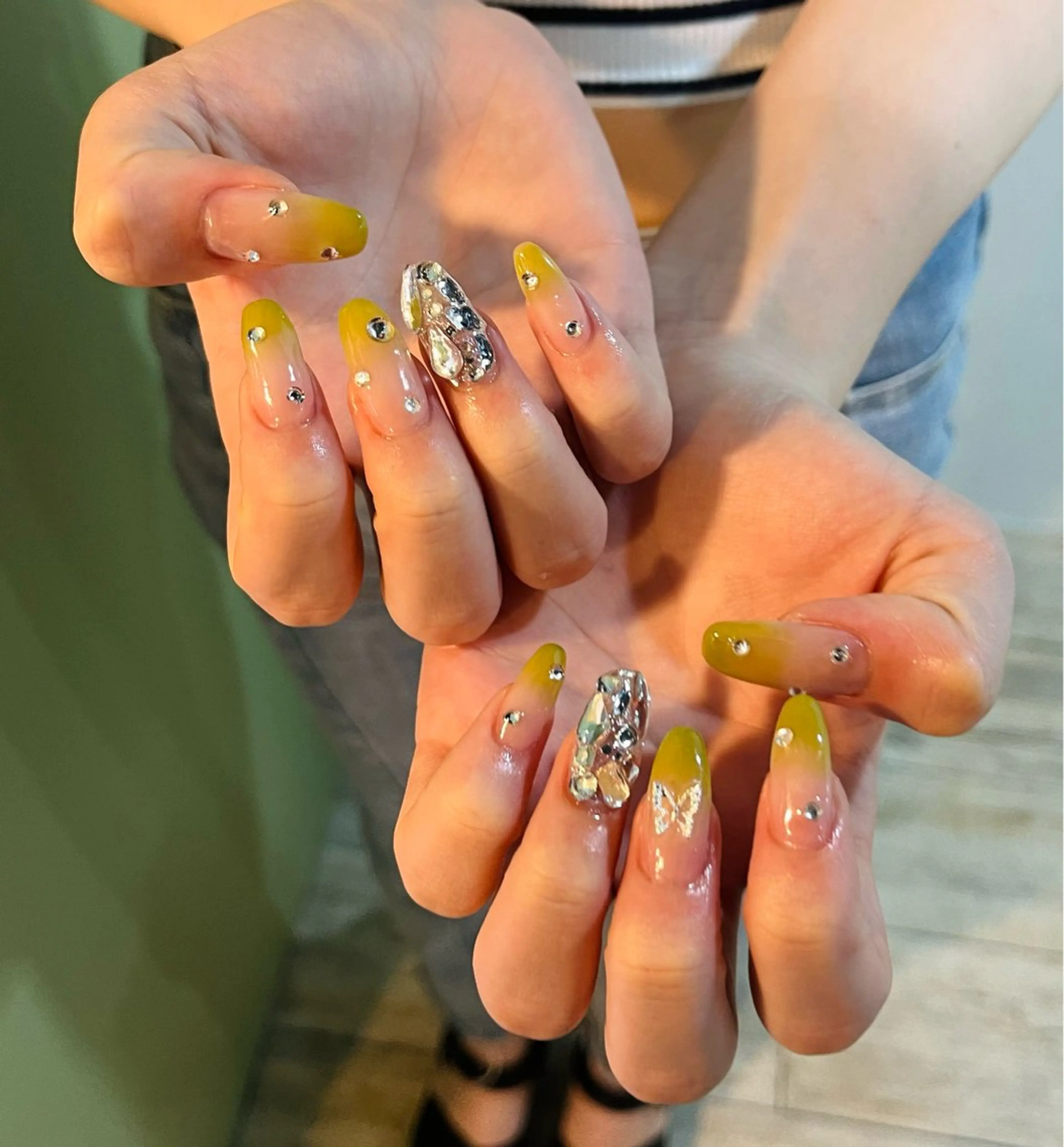 ネイル グラデーション フットネイル HazeGrass NAILのネイルデザイン