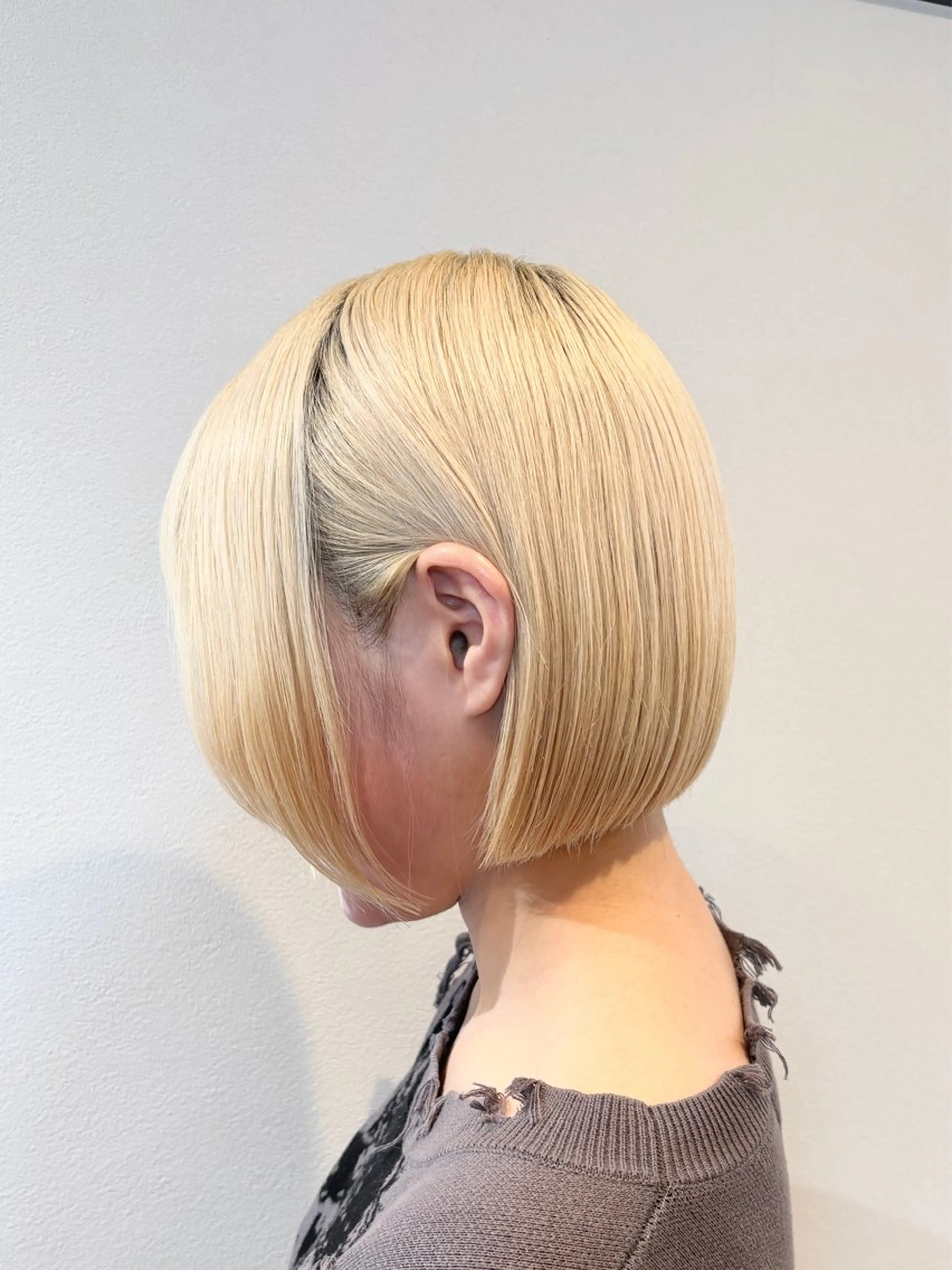 ショート ボブ カット ヘアカラー トリートメント ショート/レイヤー/ ボブ/安本和史のヘアスタイル