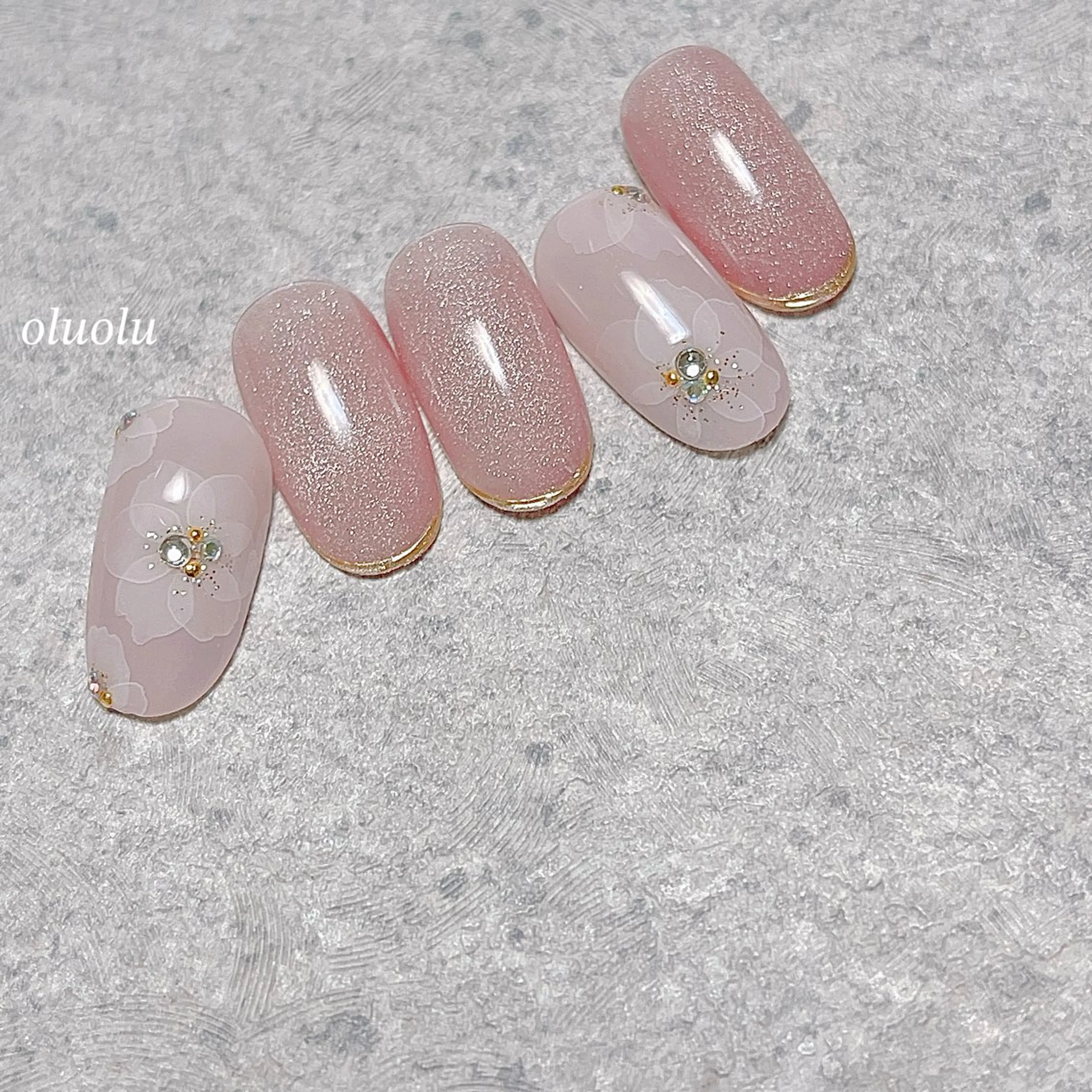 ネイル アートネイル フラワーネイル マグネットネイル ネイルチップ ブライダルネイル ハンドネイル 大村 紬華のネイルデザイン