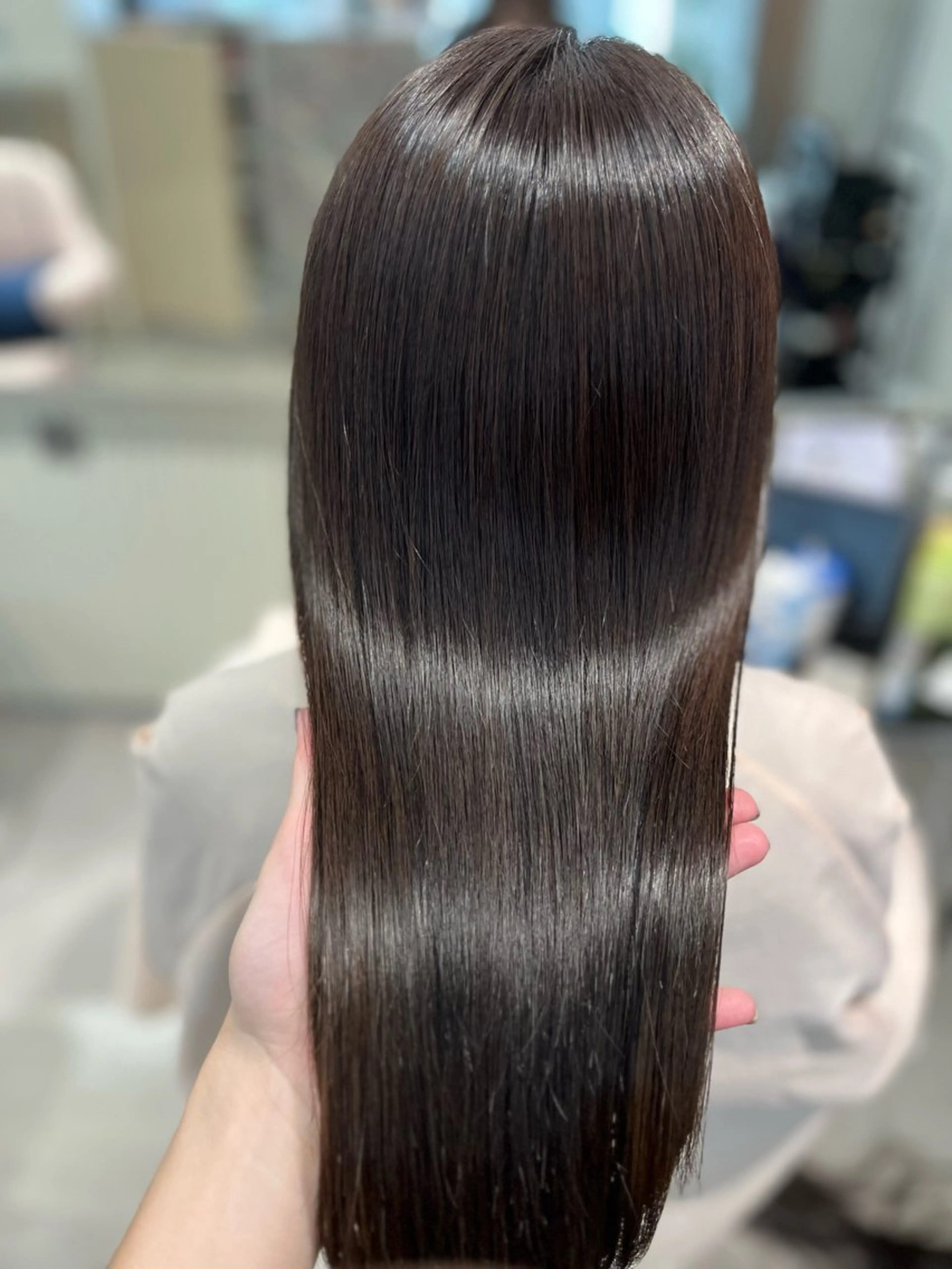 ロング 縮毛矯正 トリートメント bleach所属・池田 寿子のヘアスタイル