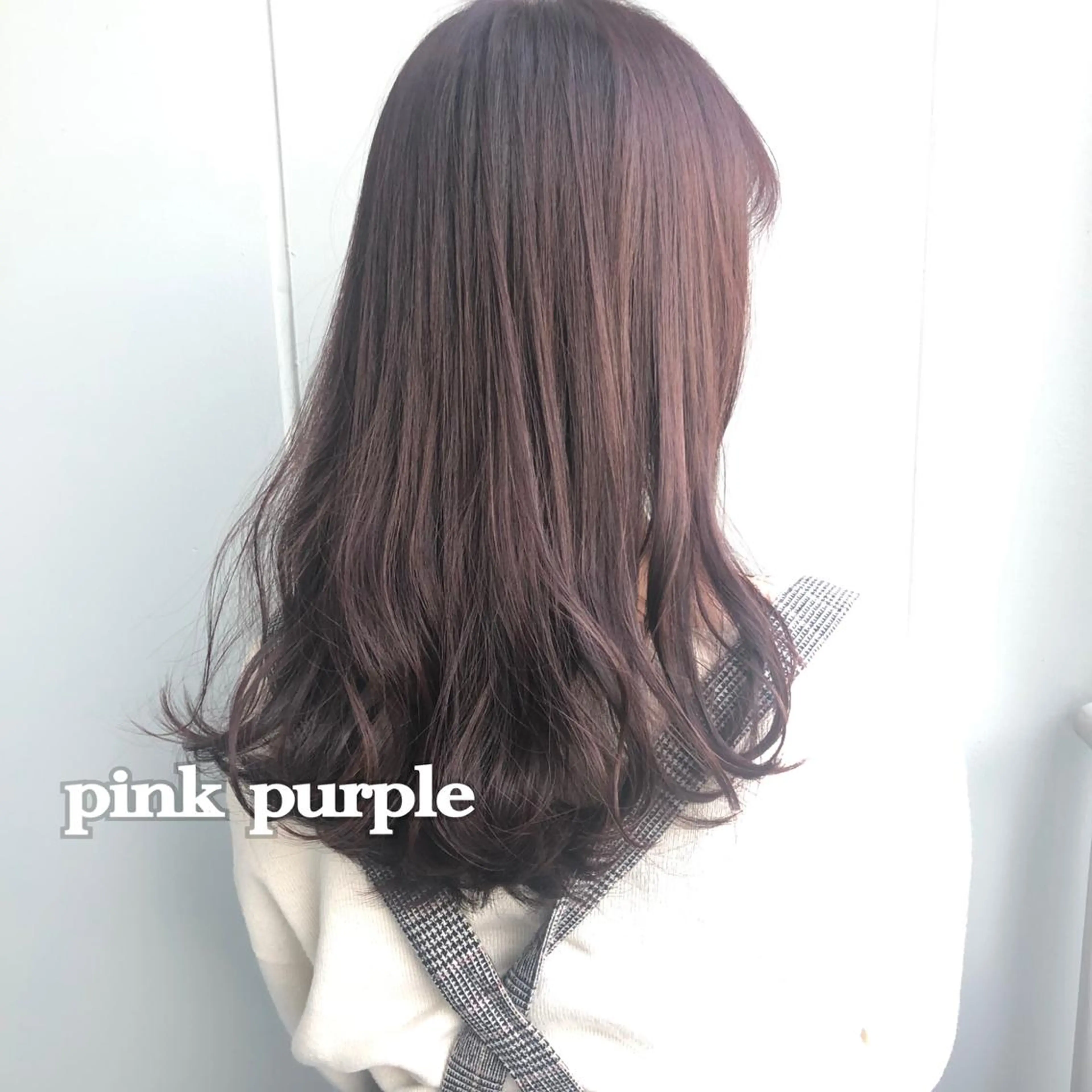 ロング カラー ブリーチ ブリーチなしカラー ピンクカラー ピンクパープル パープルカラー 義本 風佳のヘアスタイル