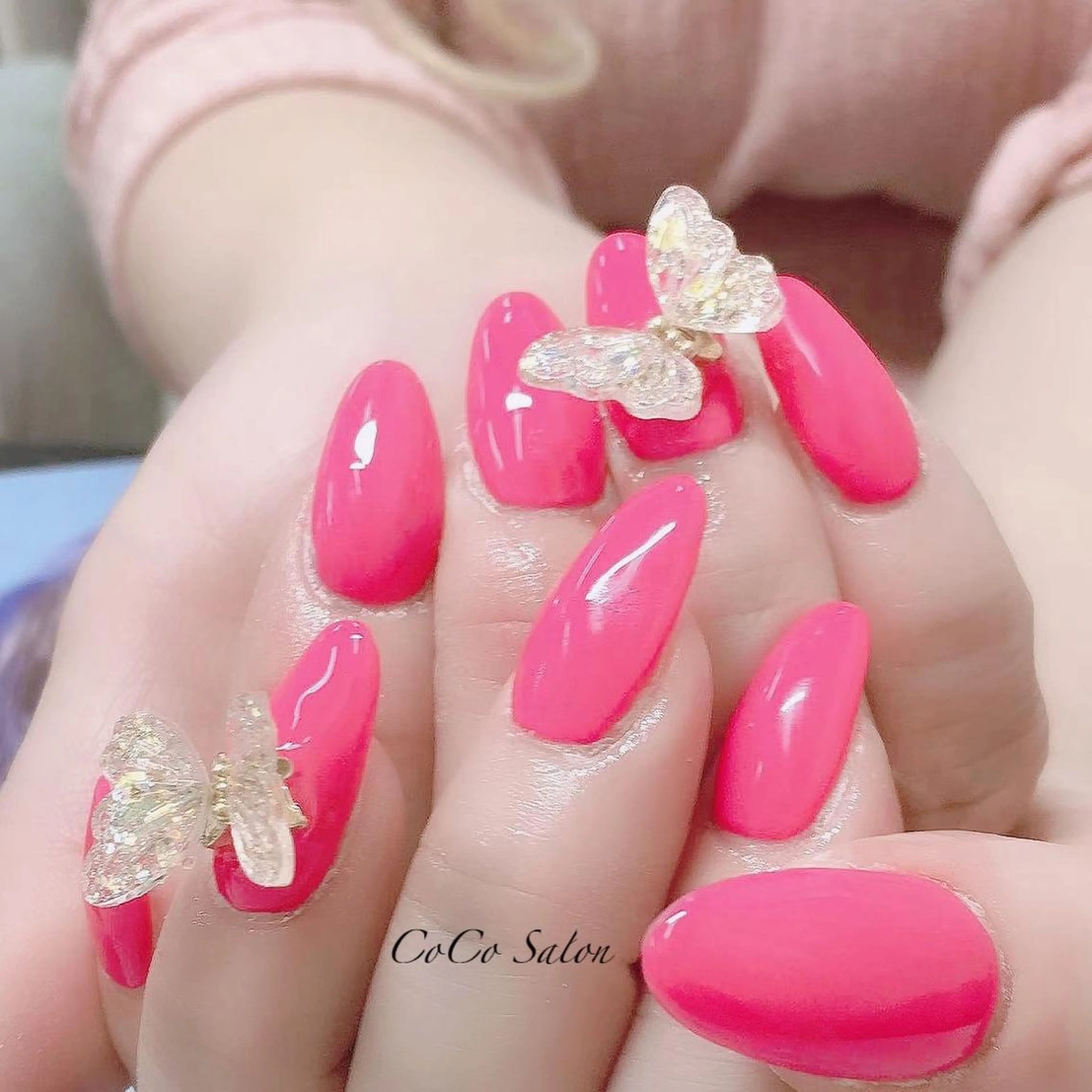 ネイル 成人式 長さ出し ジェルネイル キラキラネイル オフィスネイル CoCoSalon ネイル/まつ毛予約のネイルデザイン