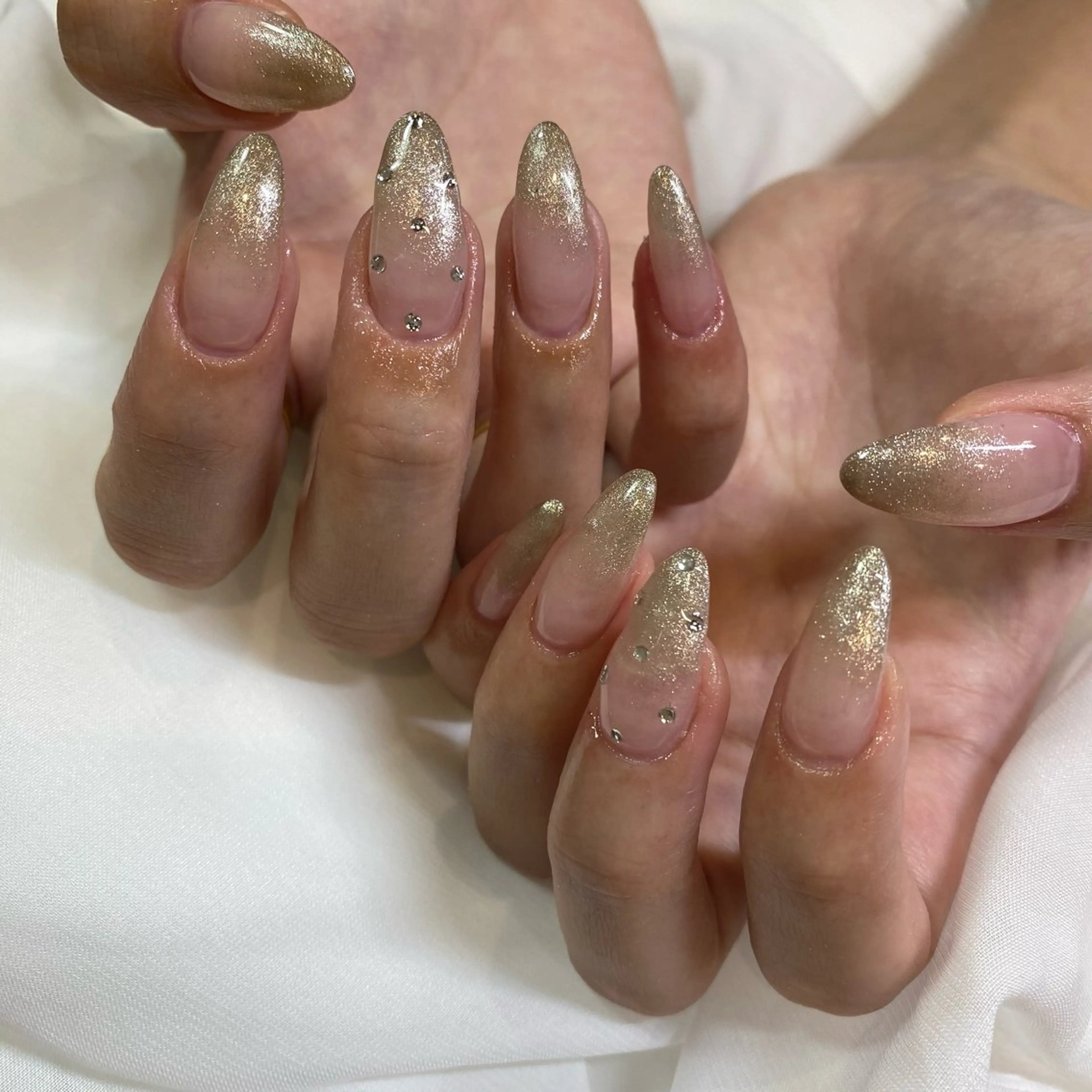 ネイル ハンドネイル 清水 絵里奈のネイルデザイン