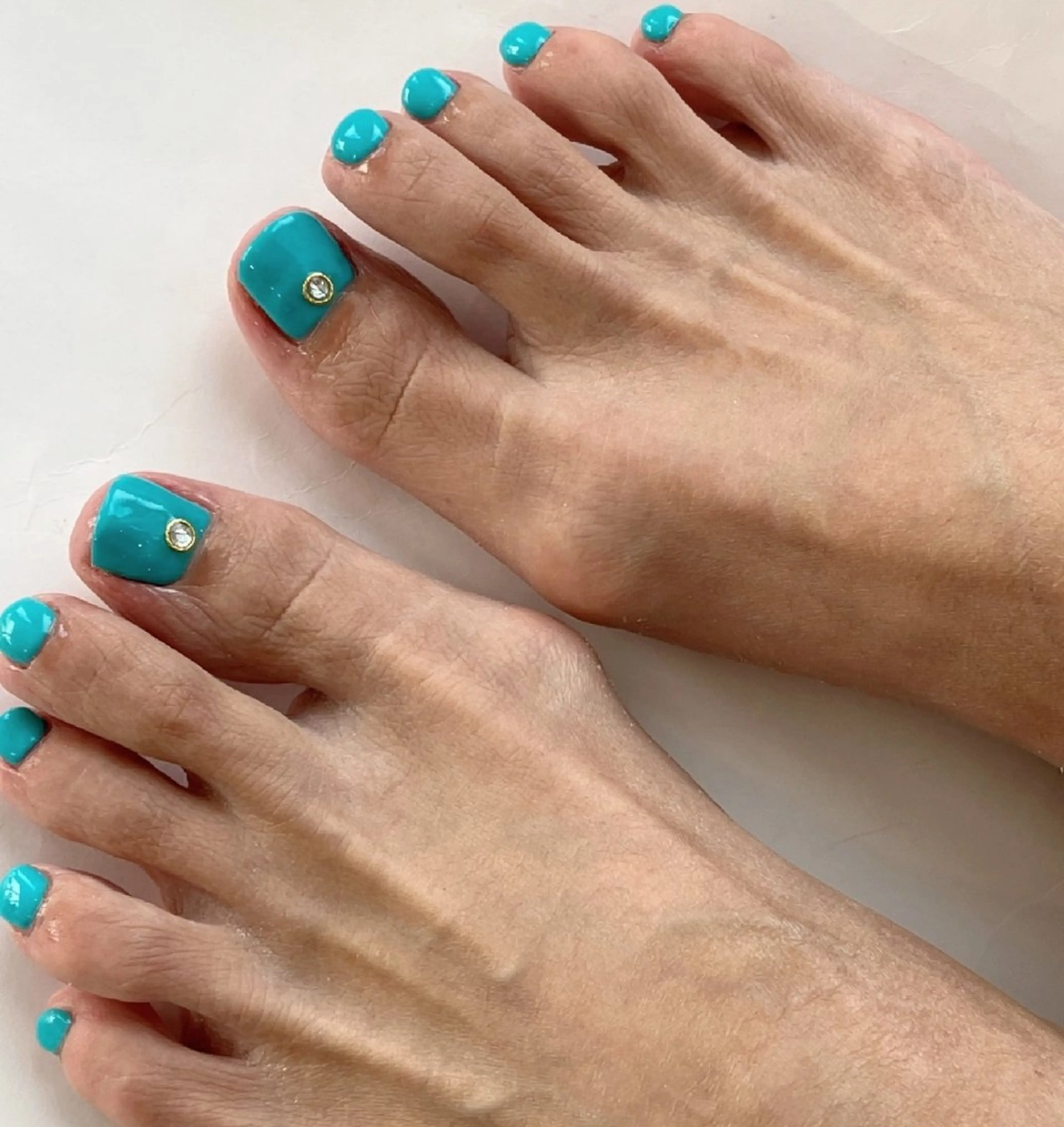 ネイル ブルー フットネイル ワンカラーネイル フットネイル felicita服部店所属・felicita fumi♡のネイルデザイン