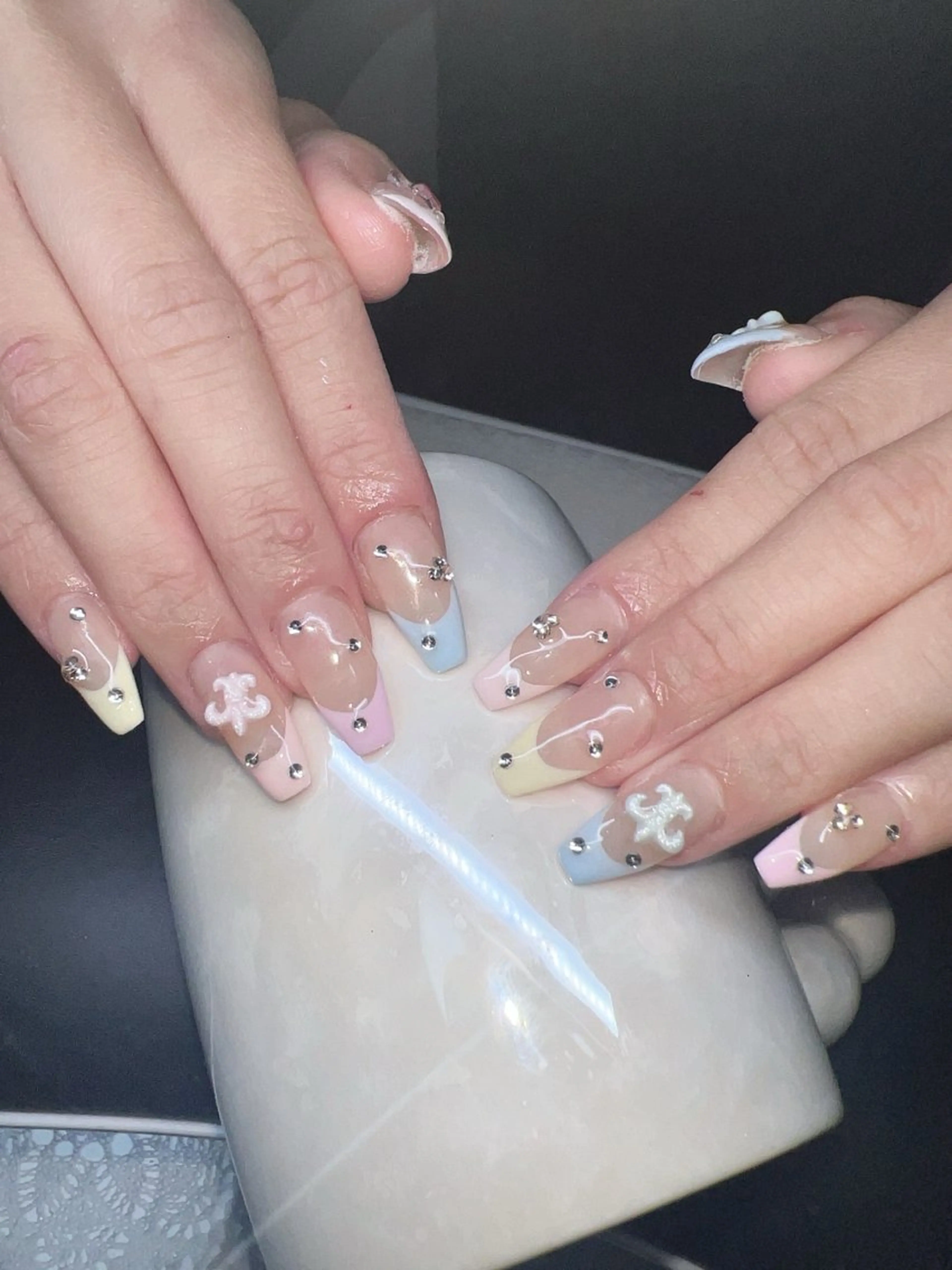 ネイル Lee Nailsのネイルデザイン