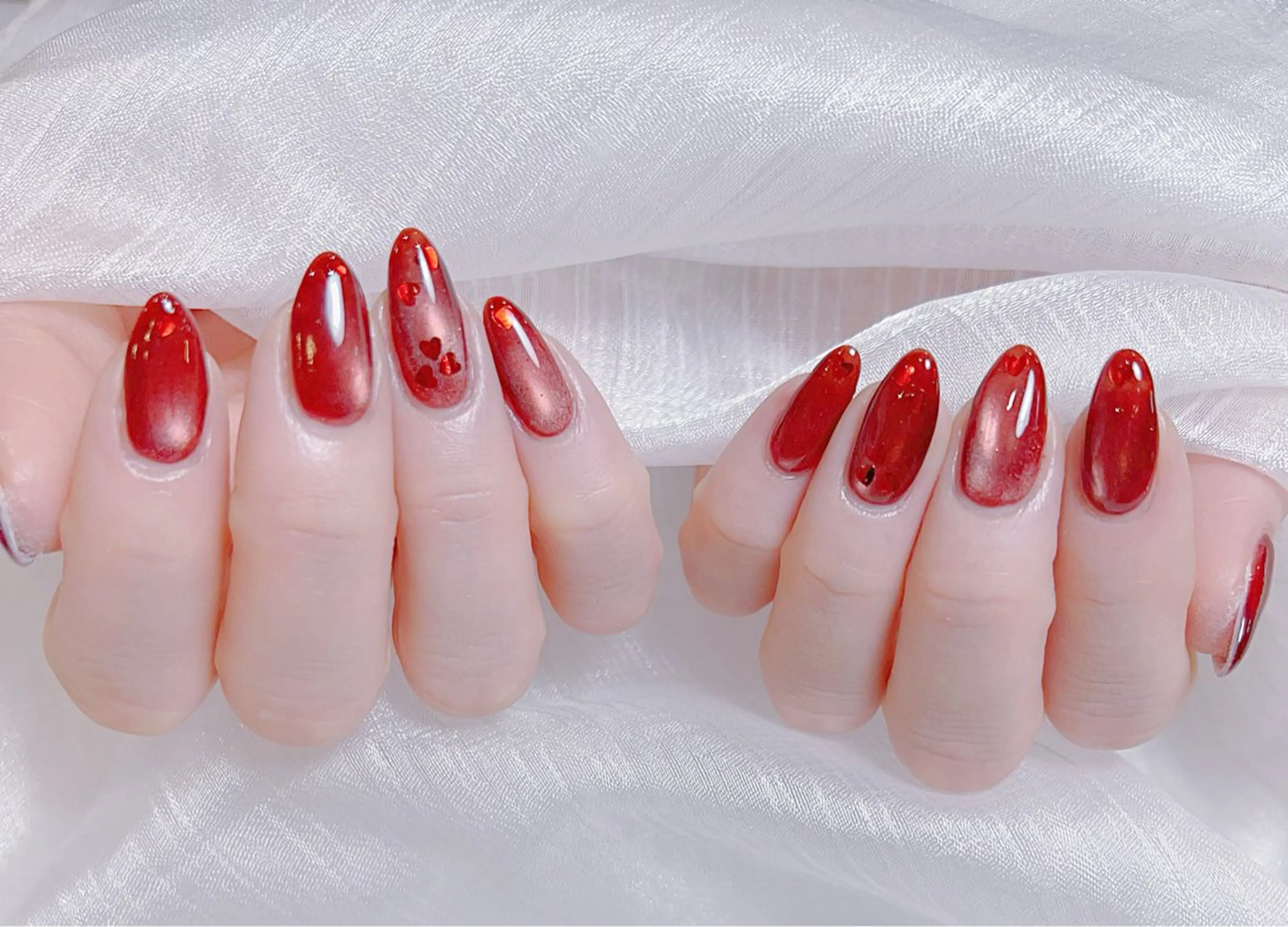 ネイル アートネイル チークネイル フラッシュネイル フットネイル フレンチネイル ハンドネイル Floria KANAのネイルデザイン