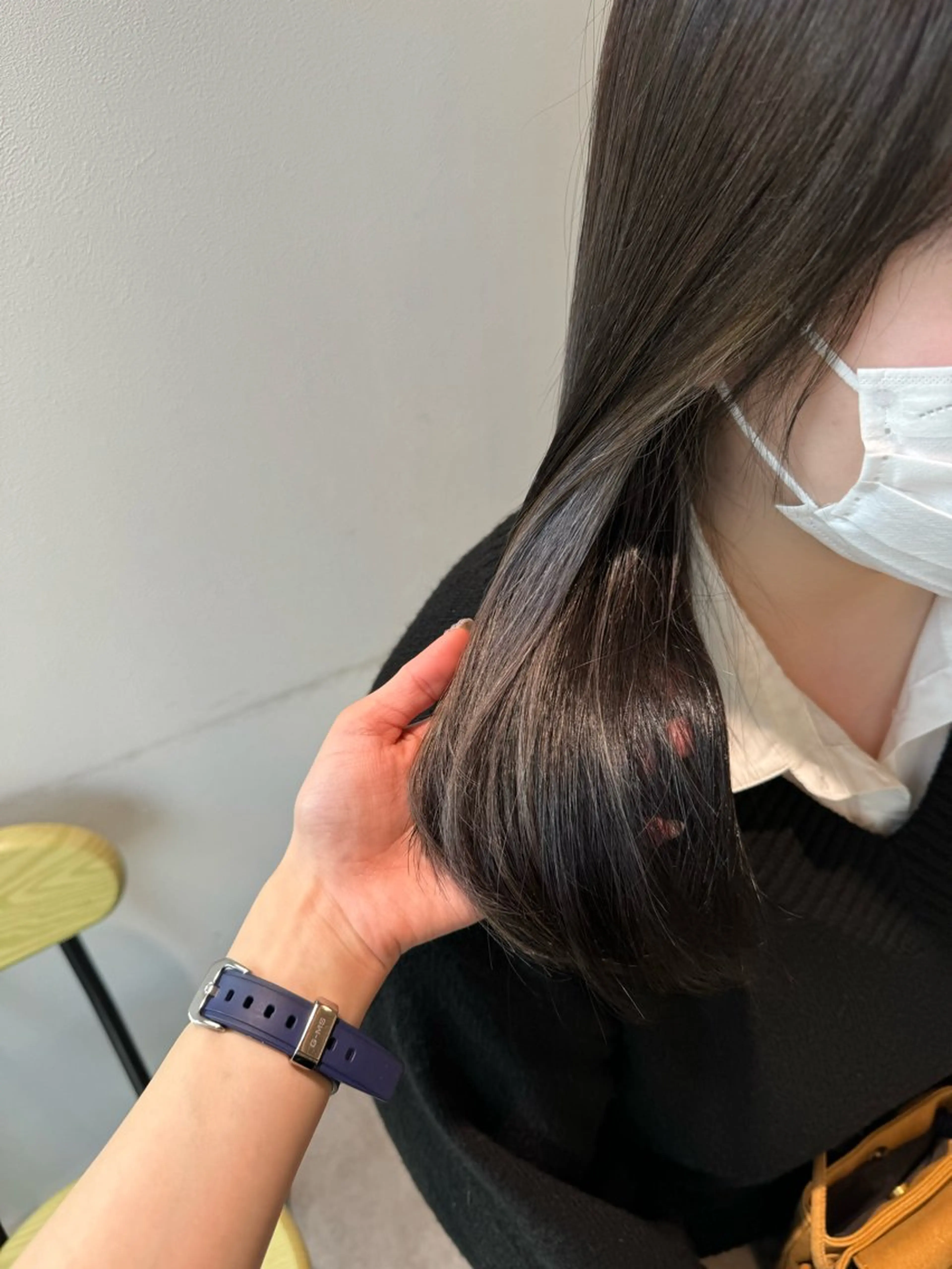 セミロング カラー ベージュカラー グレージュ インナーカラー オリーブグレージュ オリーブグレー カット ヘアカラー オスズ 🎀´-のヘアスタイル