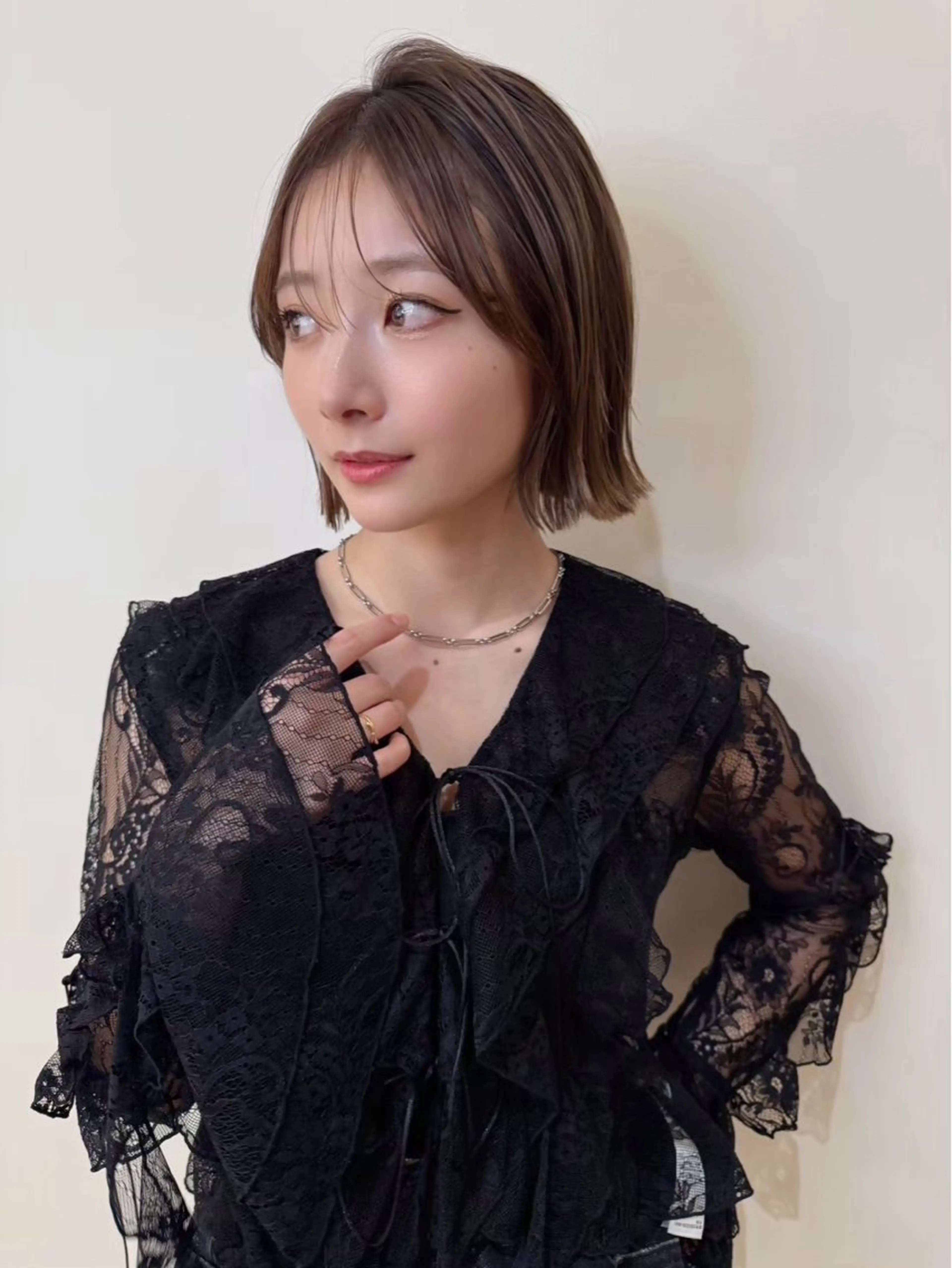 ショート AIKA／ 新宿のヘアスタイル