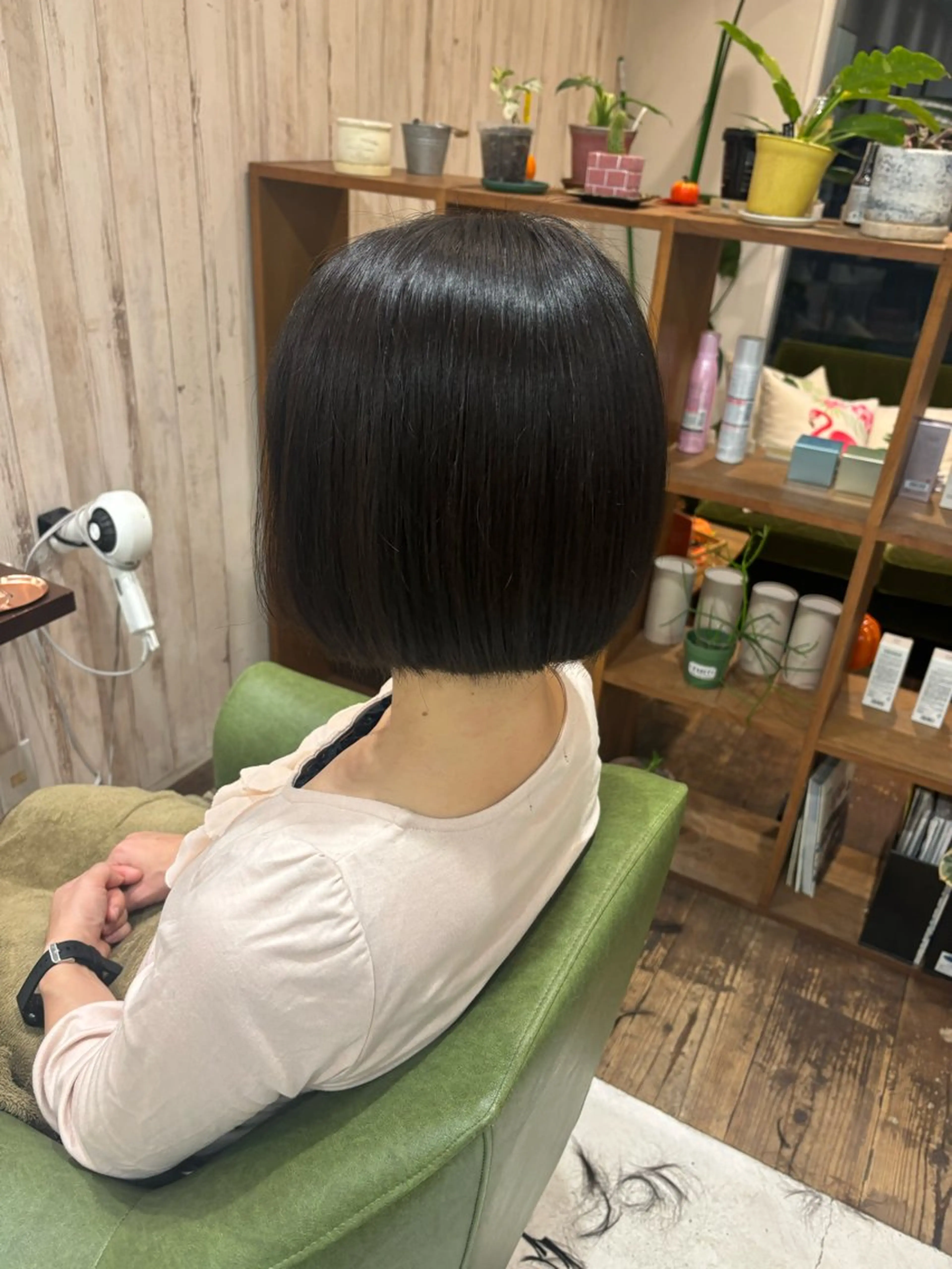 ショート 保谷 菜々美のヘアスタイル