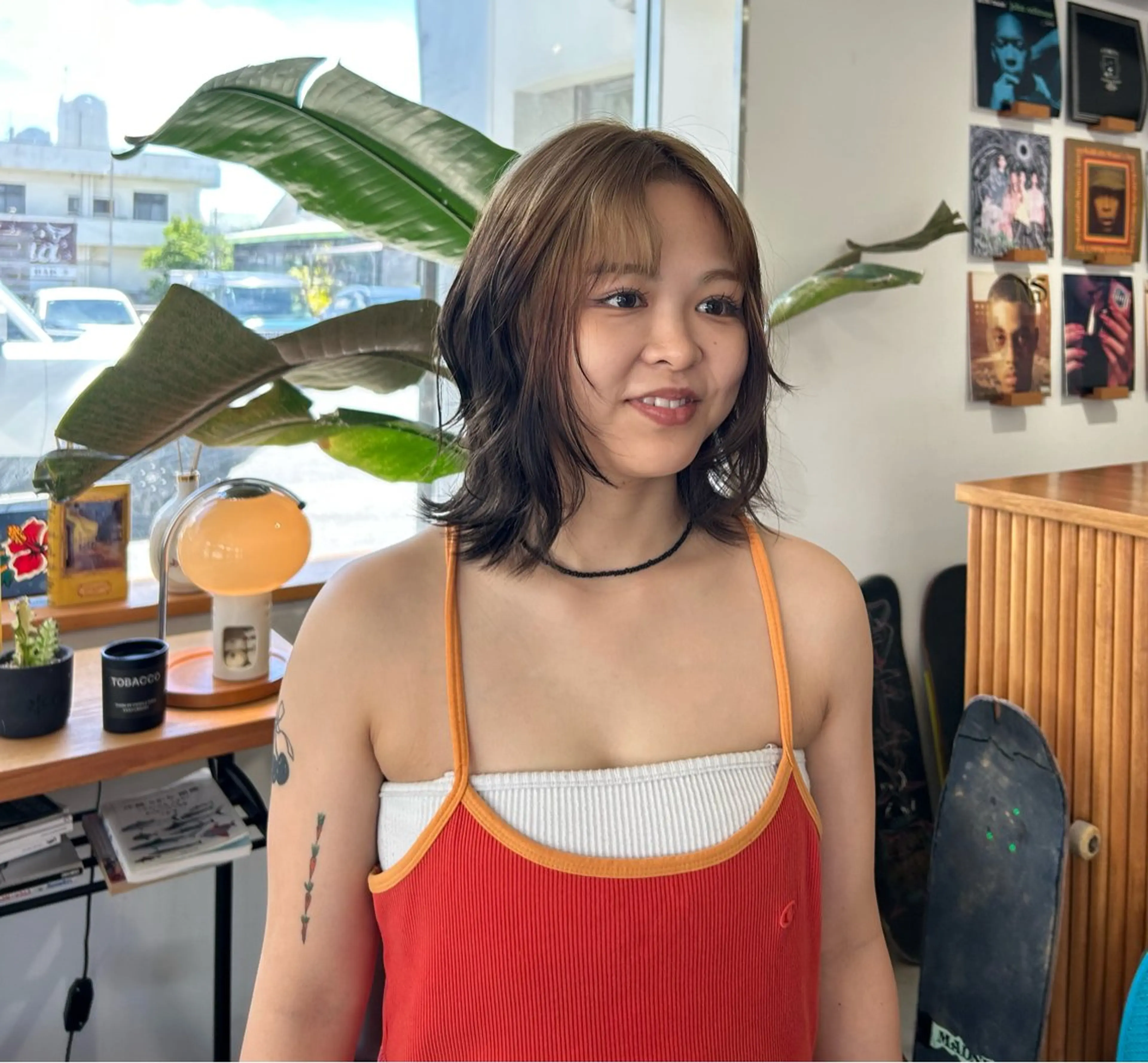 ミディアム レイヤーカット AOI✖️ BY MY SIDEのヘアスタイル