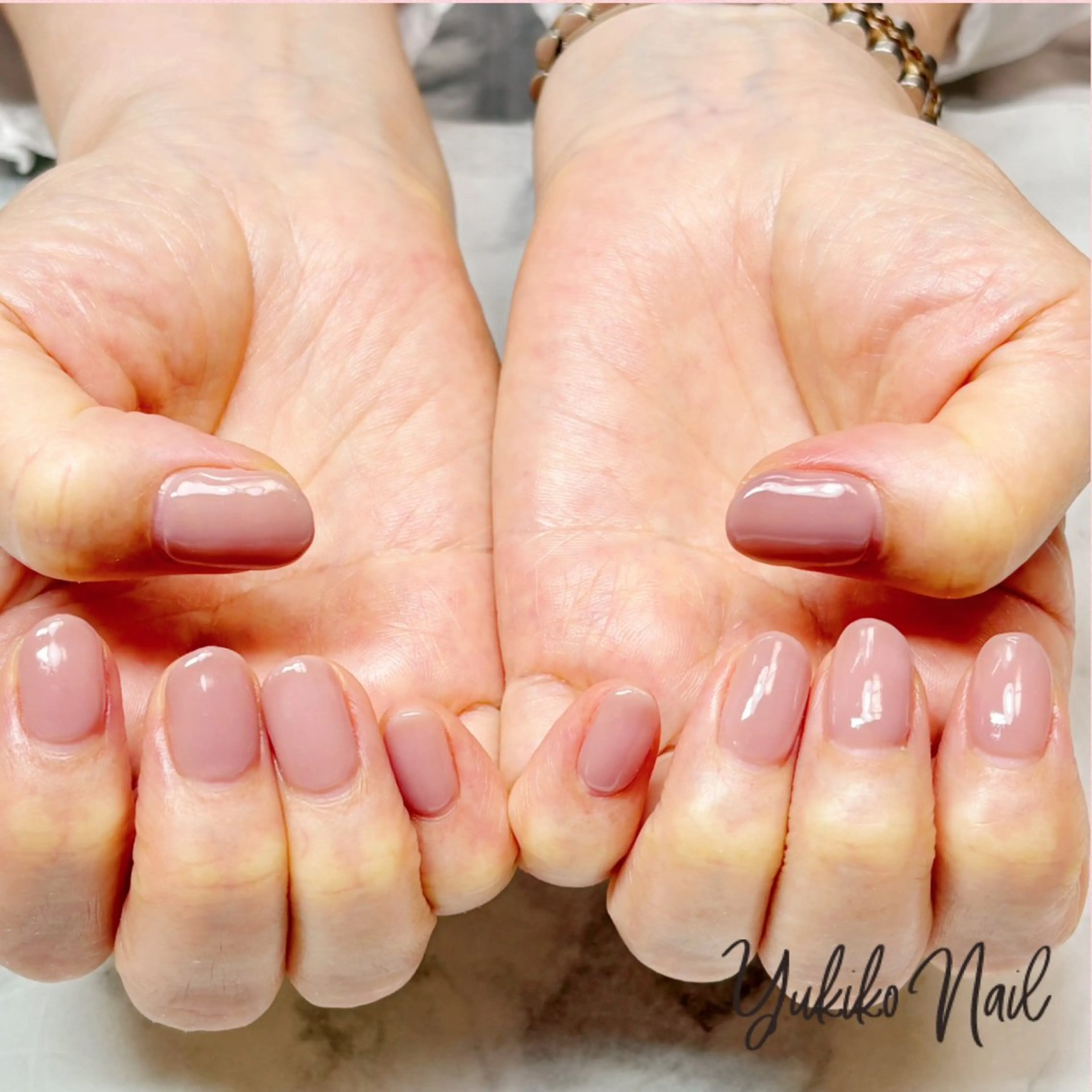 ネイル オフィスネイル ワンカラーネイル ピンク シンプルネイル ハンドネイル ユキコ ネイルのネイルデザイン