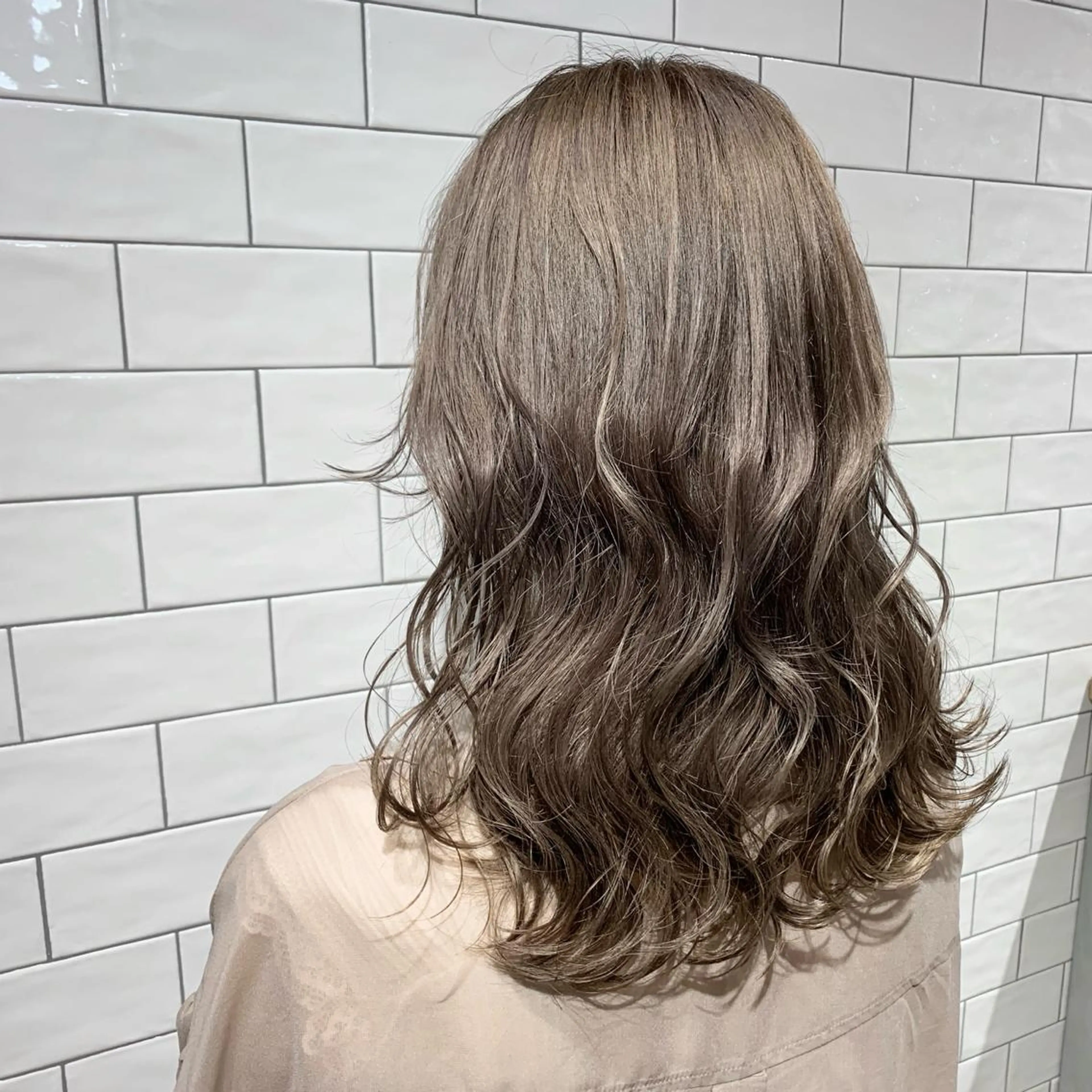 セミロング カラー ヘアカラー 原山 直人のヘアスタイル