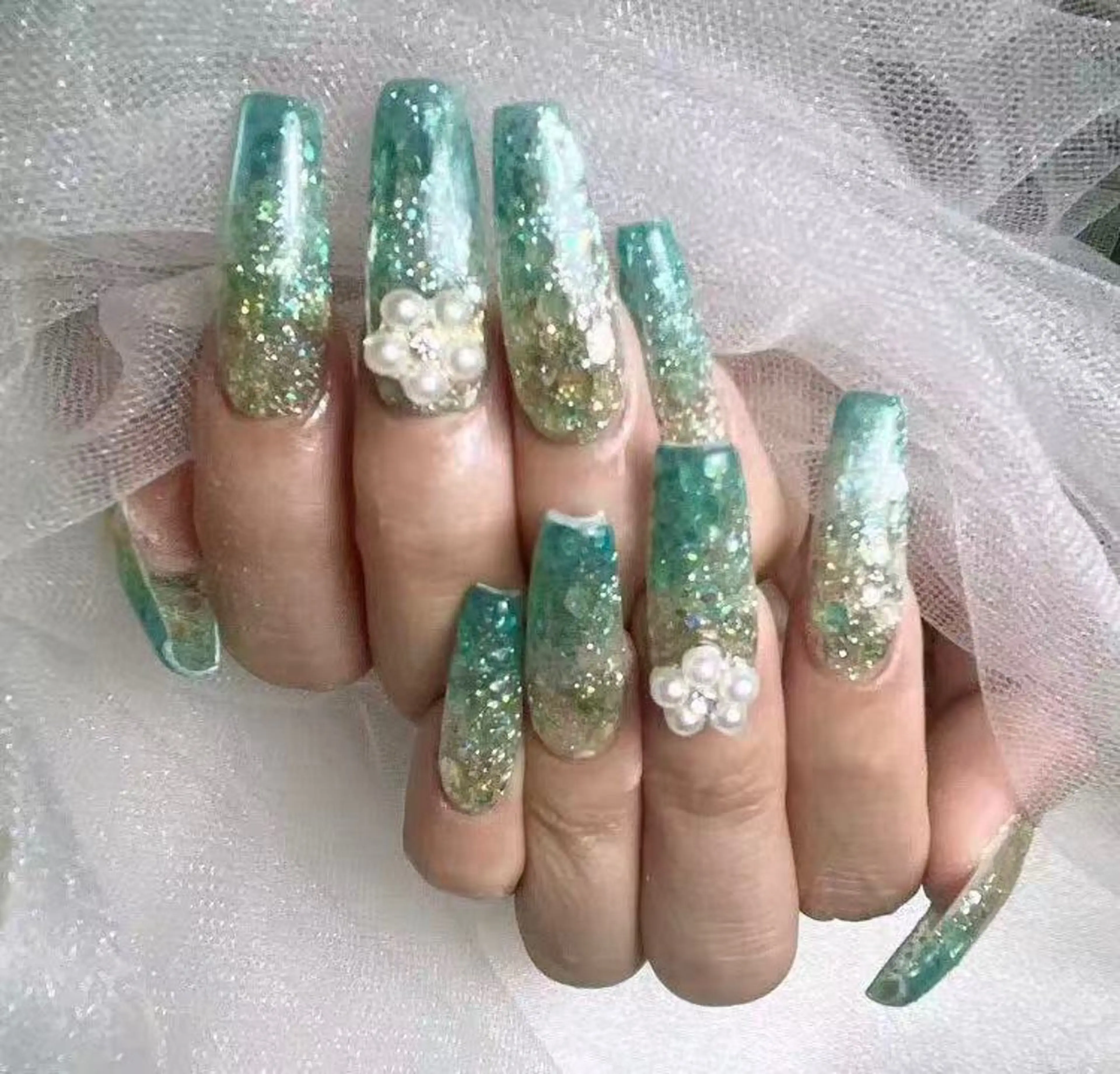 ネイル LR.ONE ヨウのネイルデザイン