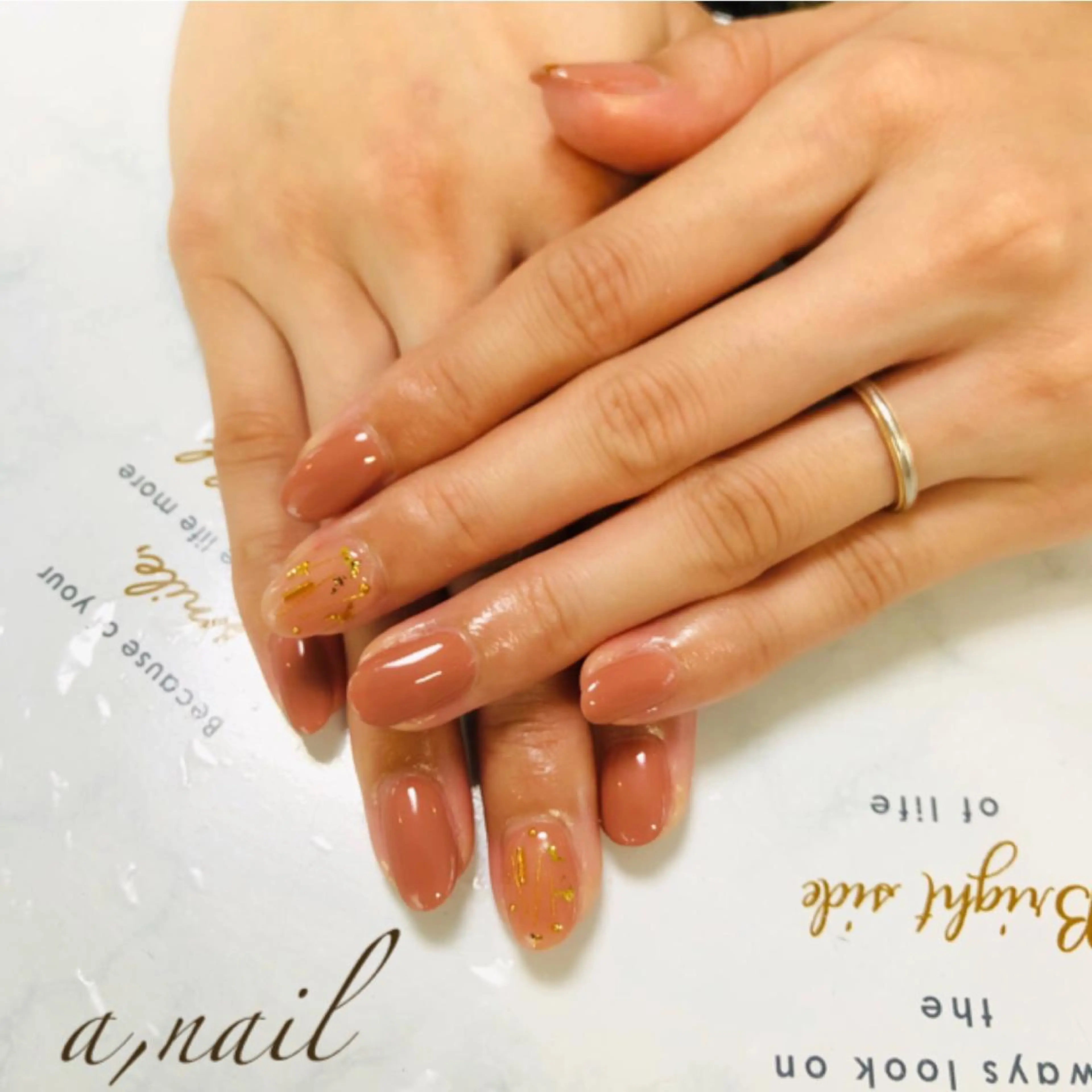 ネイル フットネイル ジェルネイル グラデーション ラメ(グリッター) ラメグラデーション ハンドネイル ネイルサロン エーネイルのネイルデザイン