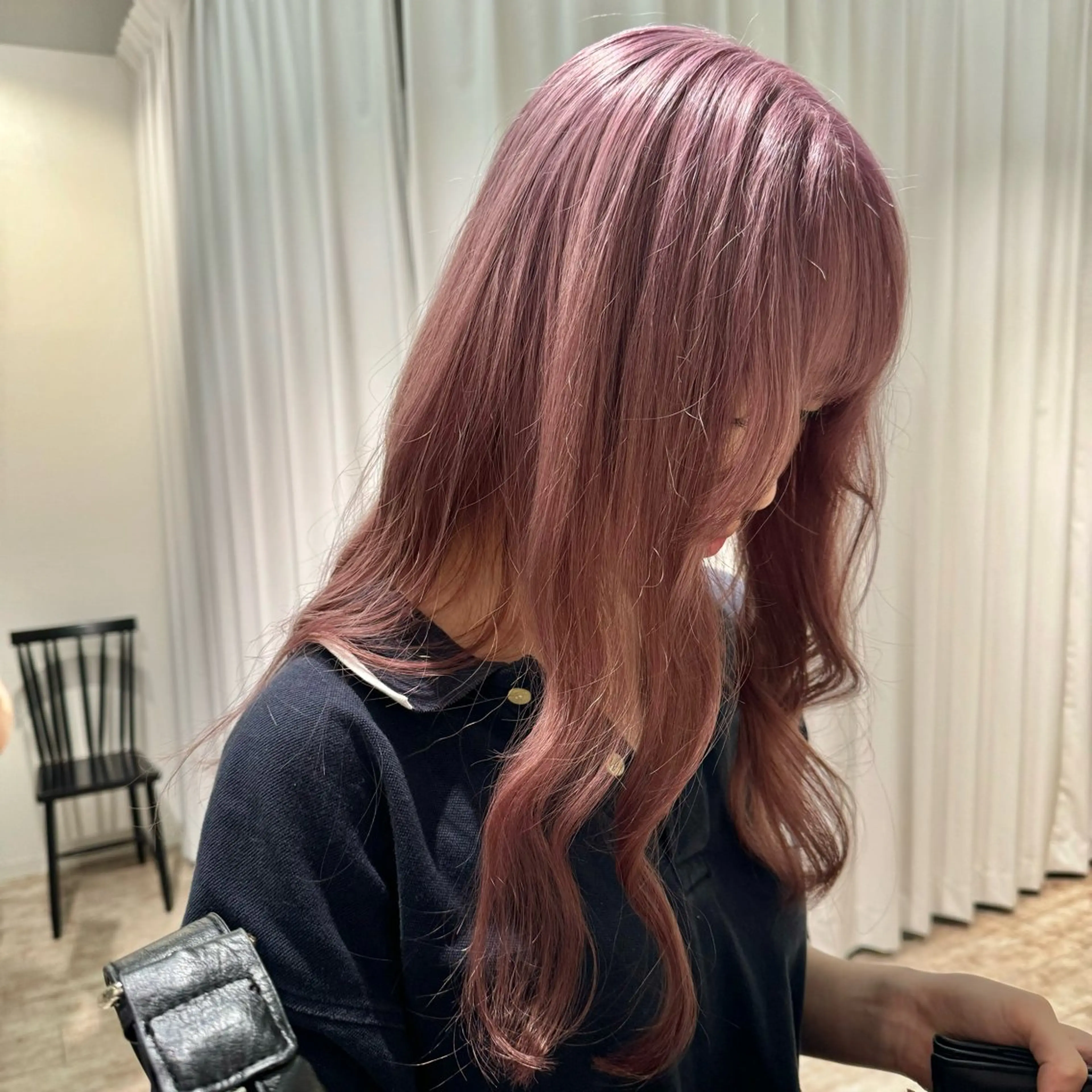 ロング カラー 透明感カラー ラベンダーカラー ピンクカラー Behive 仙台駅前店所属・クドウ ヒカリのヘアスタイル