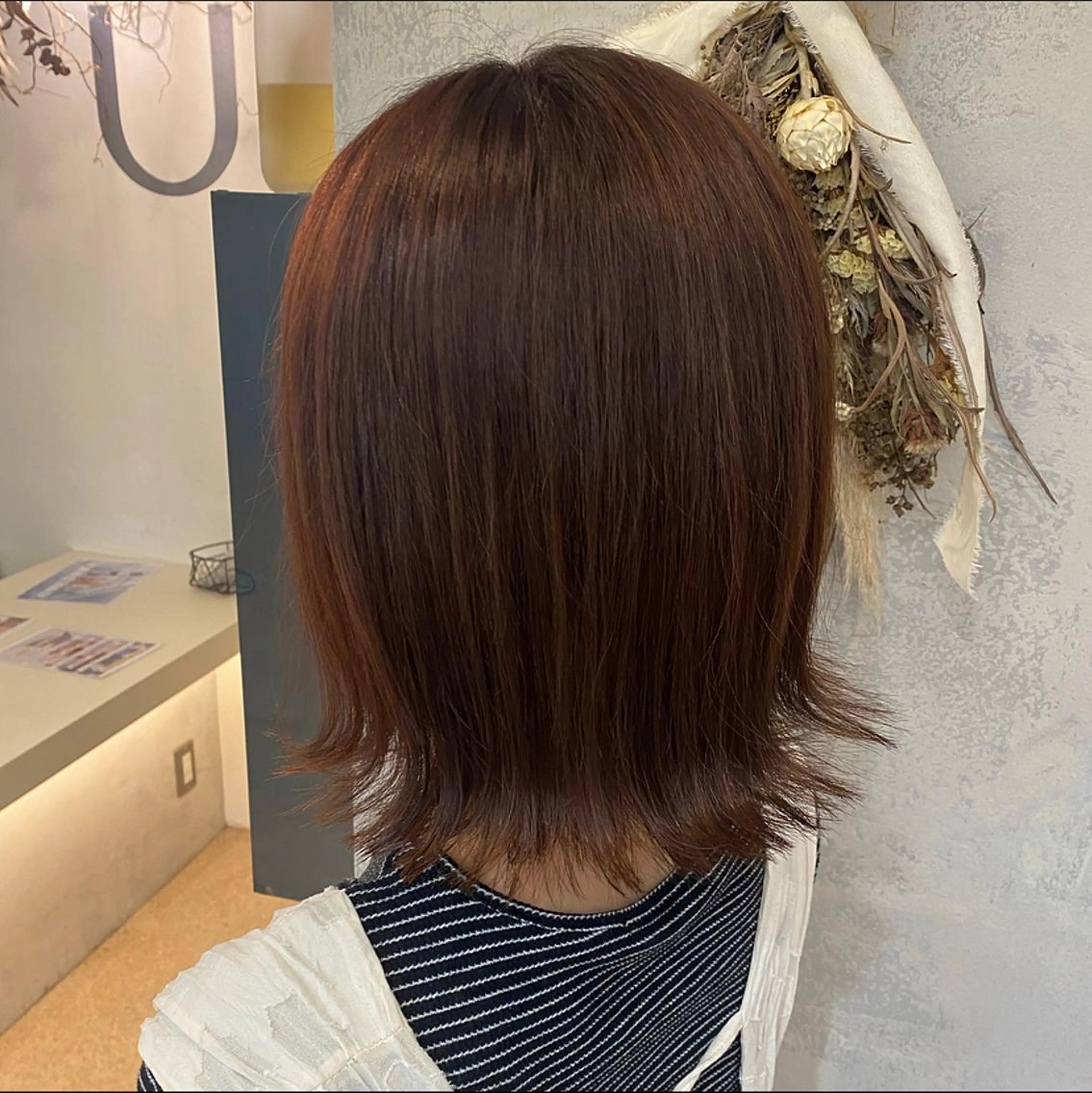 カラー ブラウンカラー ピンクカラー 石田 菜月のヘアスタイル