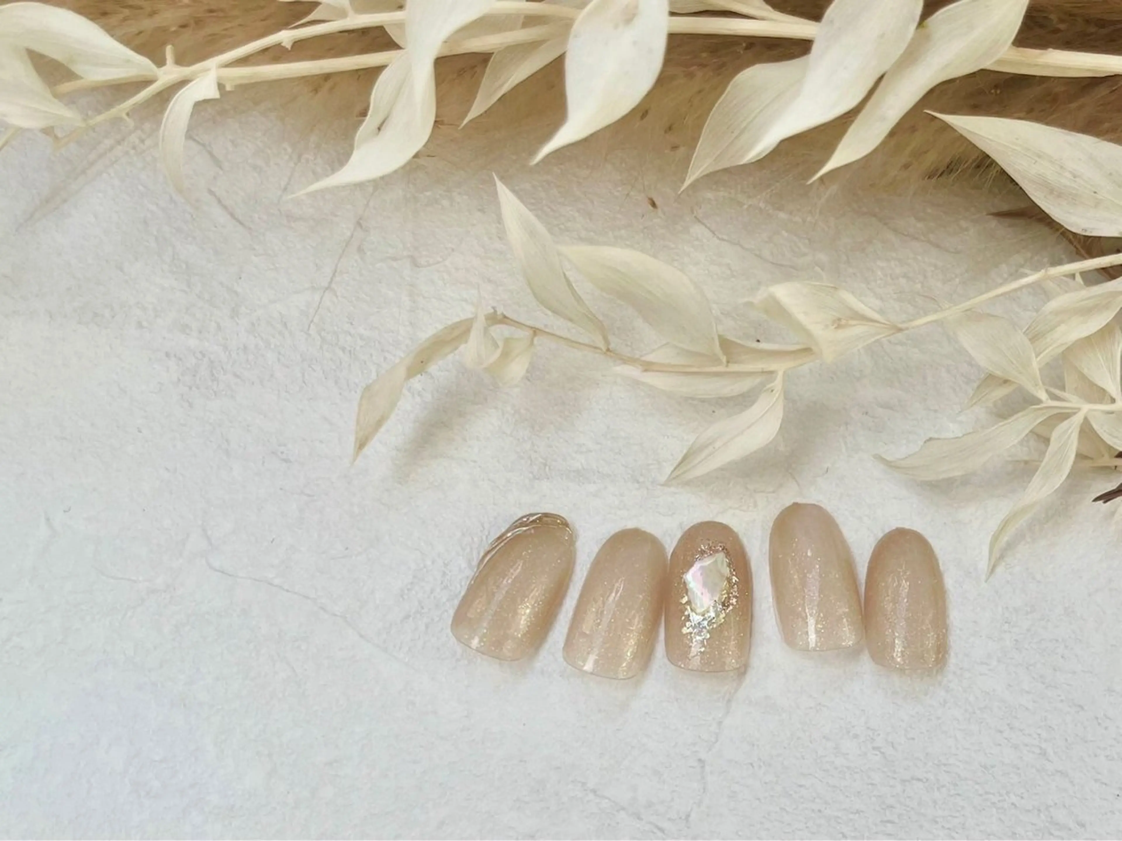 ネイル ジェルネイル メンズネイル パラジェル ワンホンネイル ブライダルネイル ハンドネイル kiki nail &brow二子玉川の眉毛・アイブロウイメージ