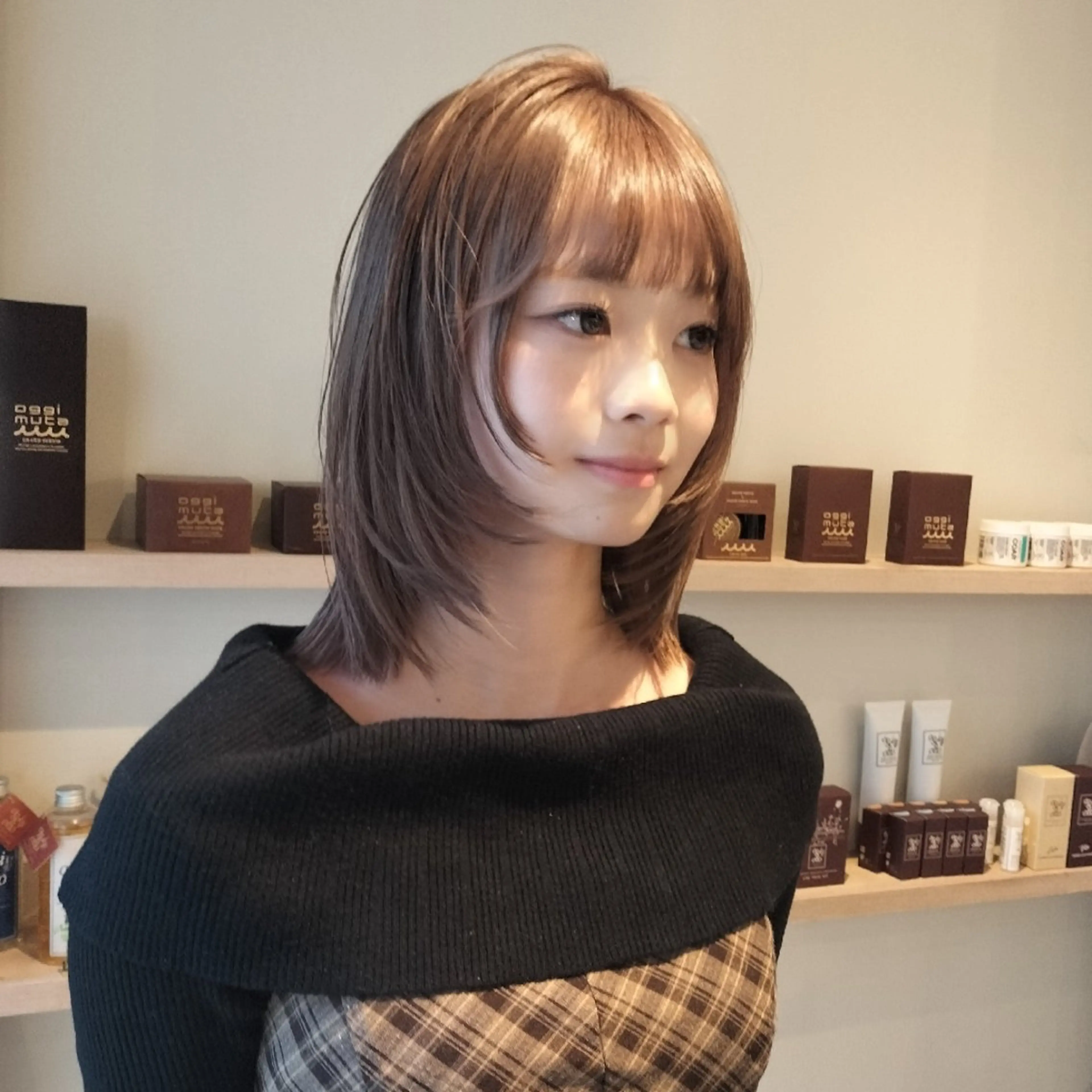 カラー ミディアム ブリーチ HINAKO/ ROCCOのヘアスタイル