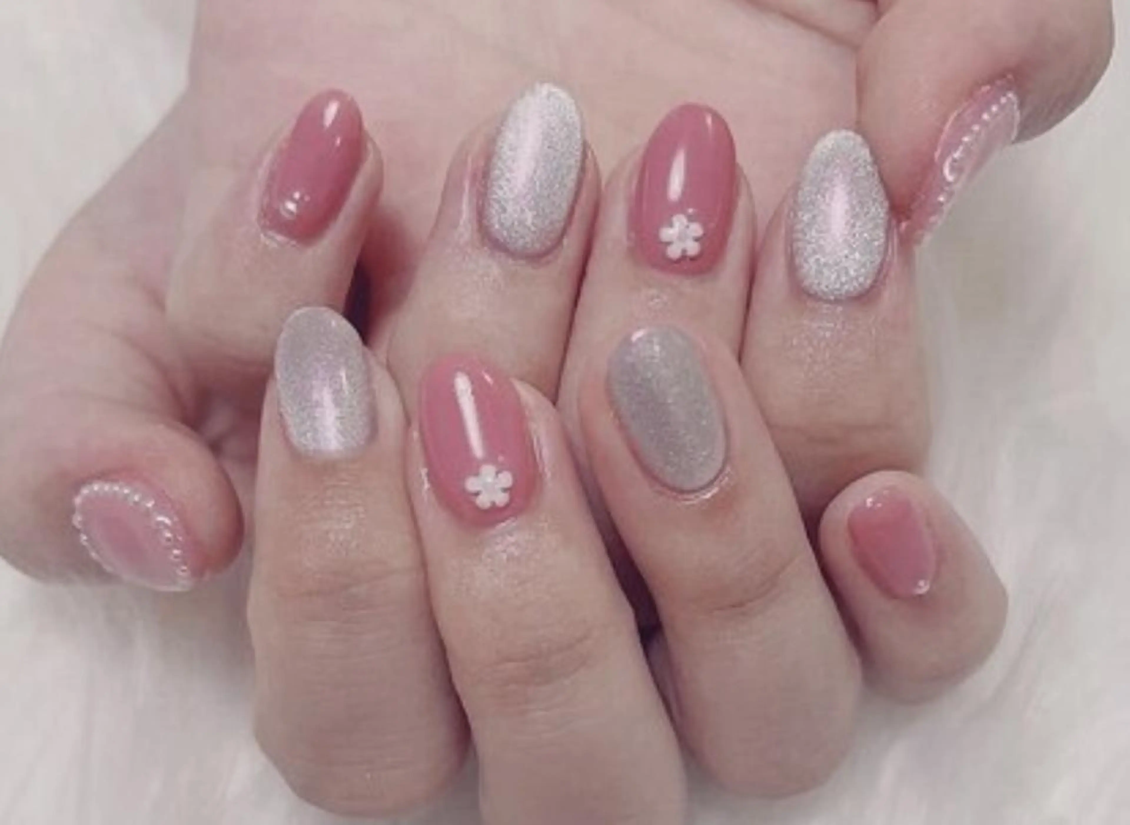 ネイル VIVIAN エイのネイルデザイン