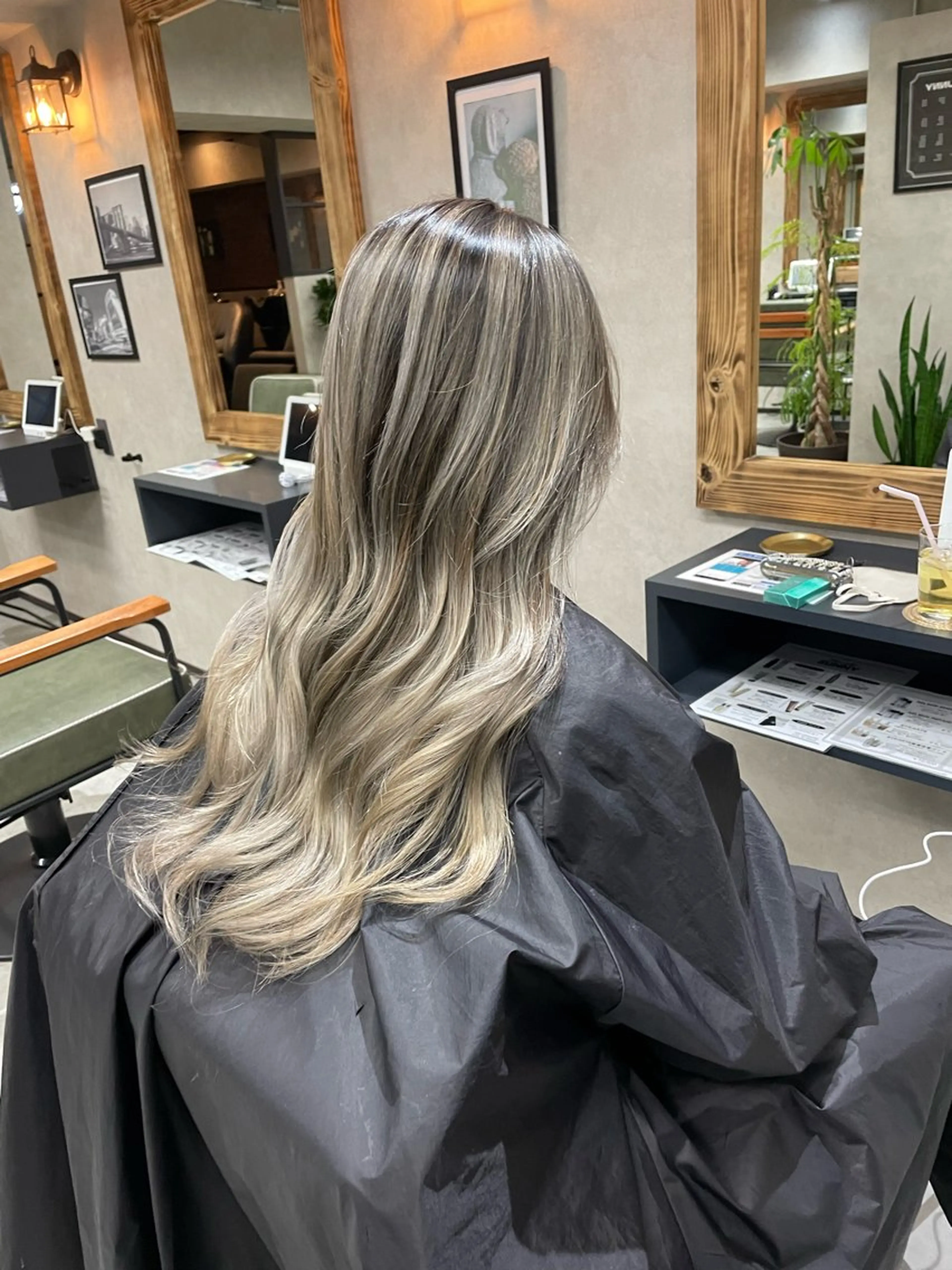 ロング カラー etora 目黒のヘアスタイル