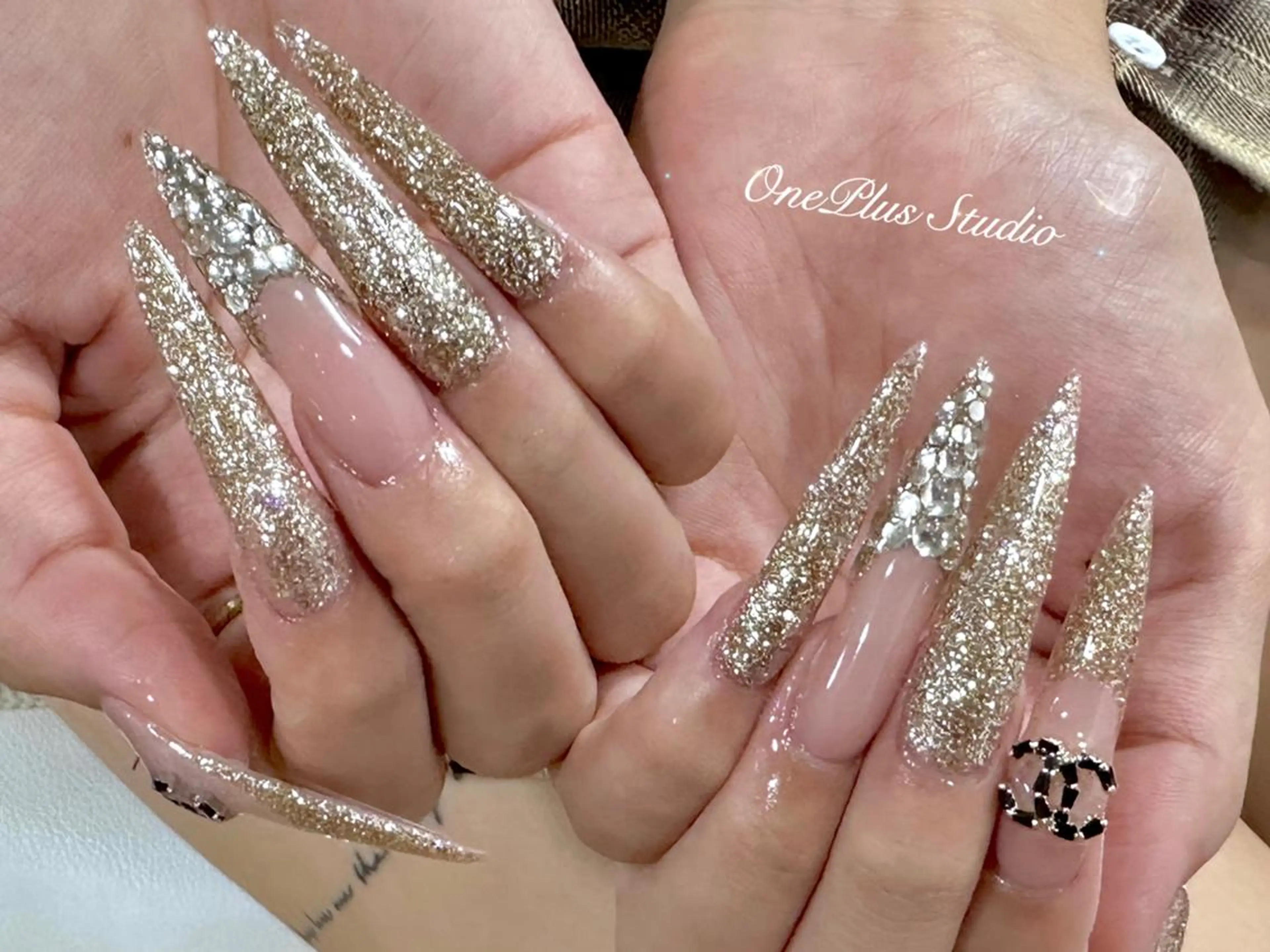 ネイル アートネイル オーロラネイル ガーリー キラキラネイル 韓国ネイル haruka 🧸のネイルデザイン