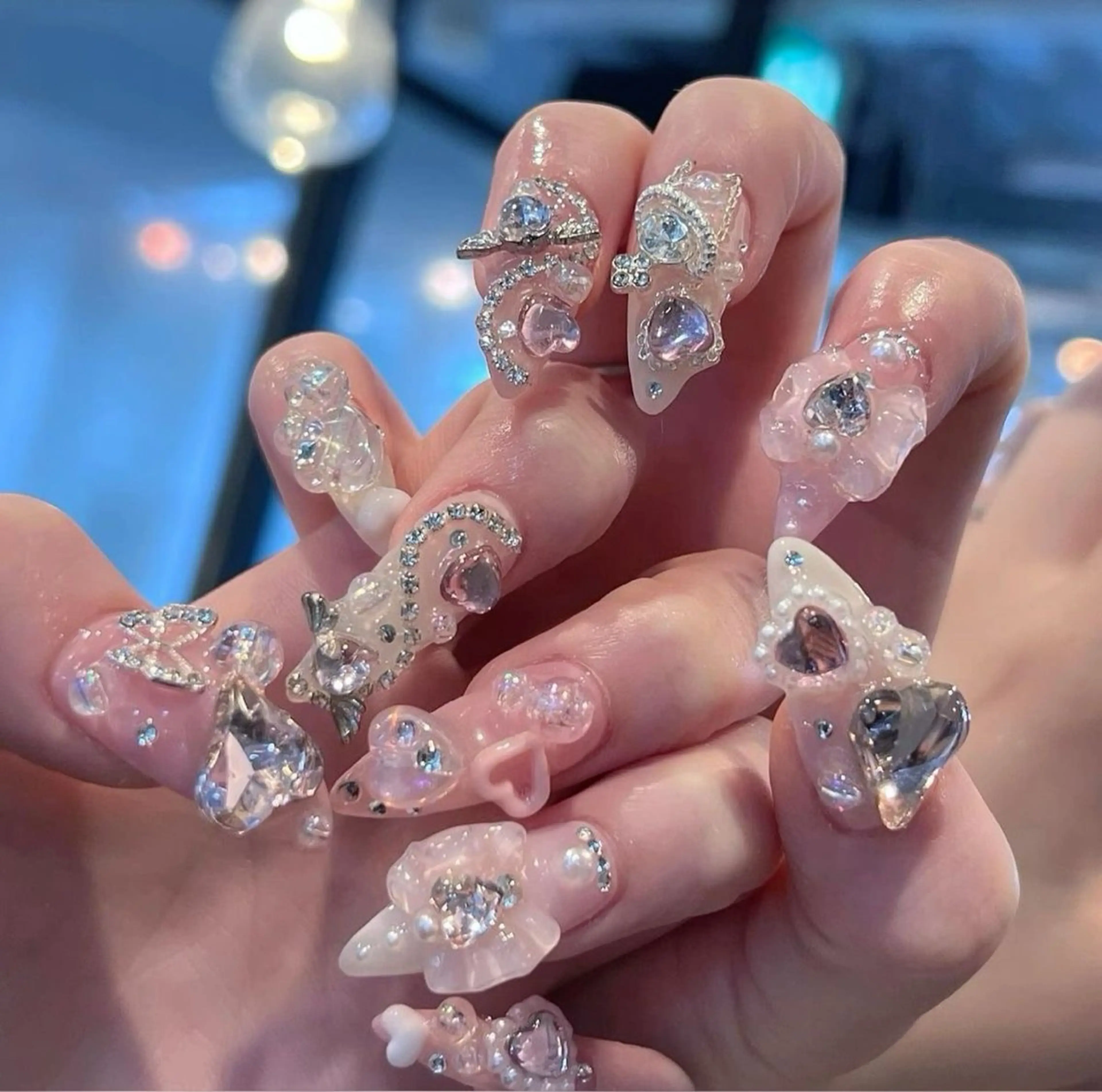 ネイル マグネットネイル ピンク ネイルチップ 冬ネイル Lee Nailsのネイルデザイン