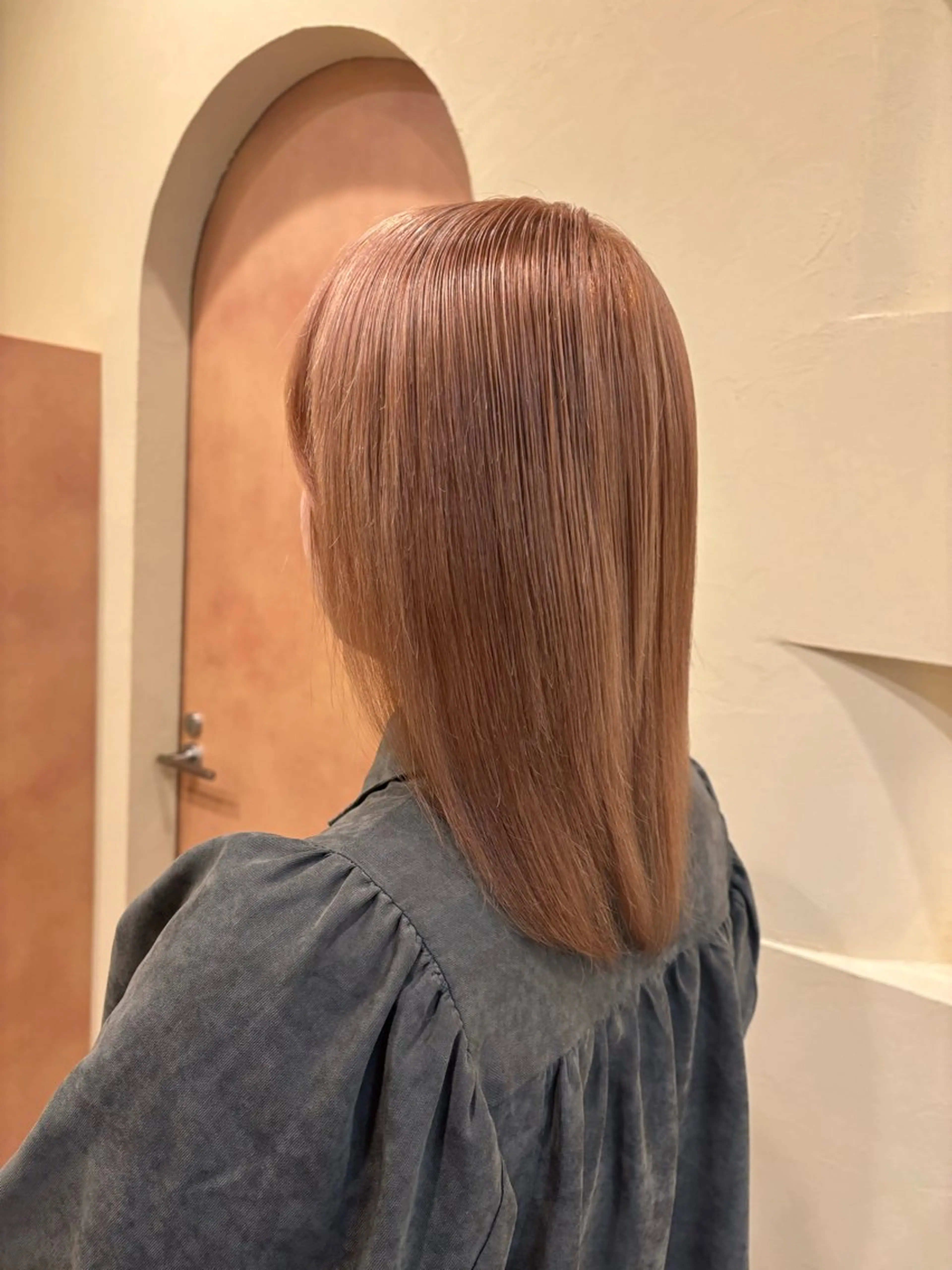 カラー ヘアカラー 金木 凜花のヘアスタイル