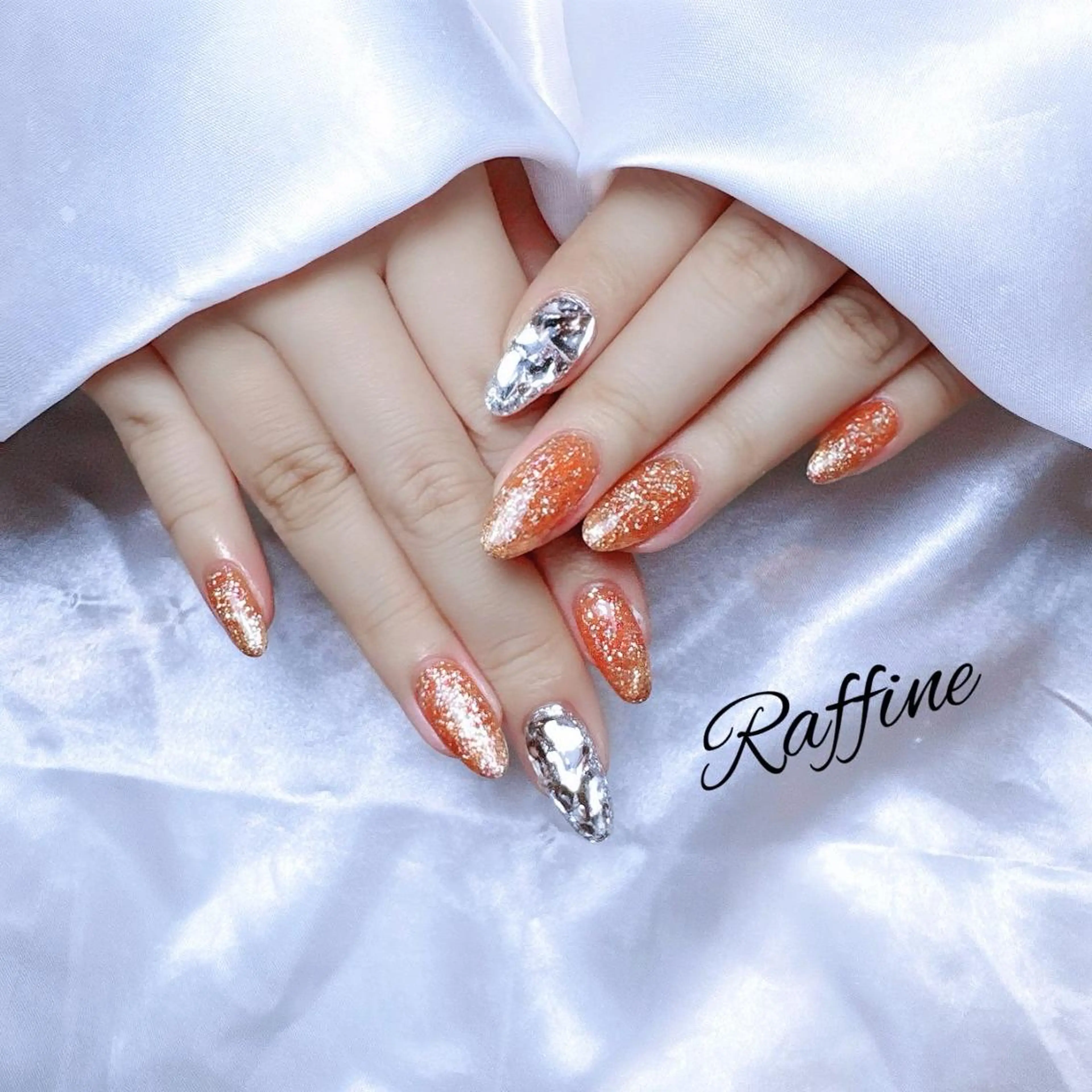 ネイル ハンドネイル RAFFINE haru🦋🩵のネイルデザイン