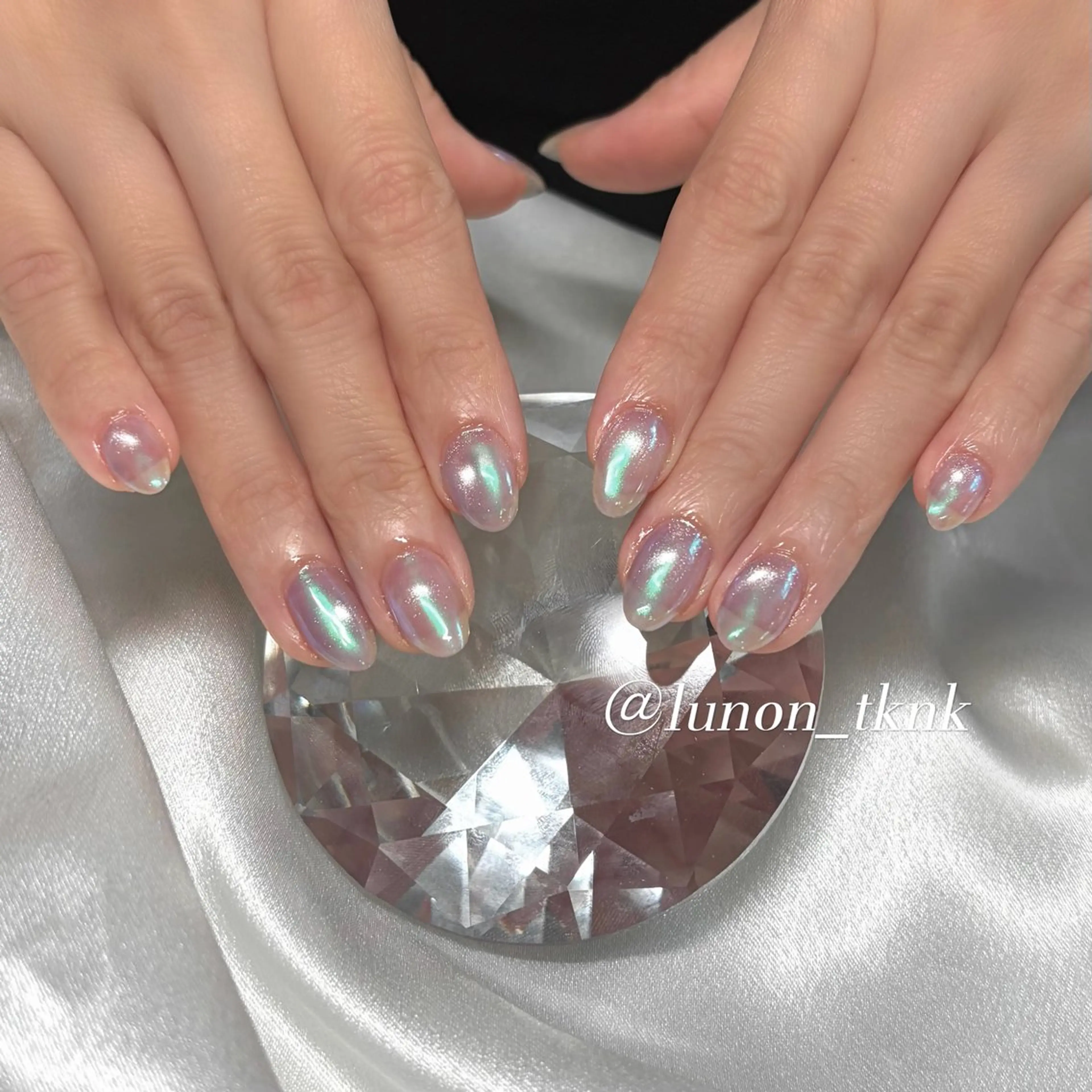 ネイル オーロラネイル マグネットネイル ハンドネイル LUNON竹ノ塚店 Rikoのネイルデザイン