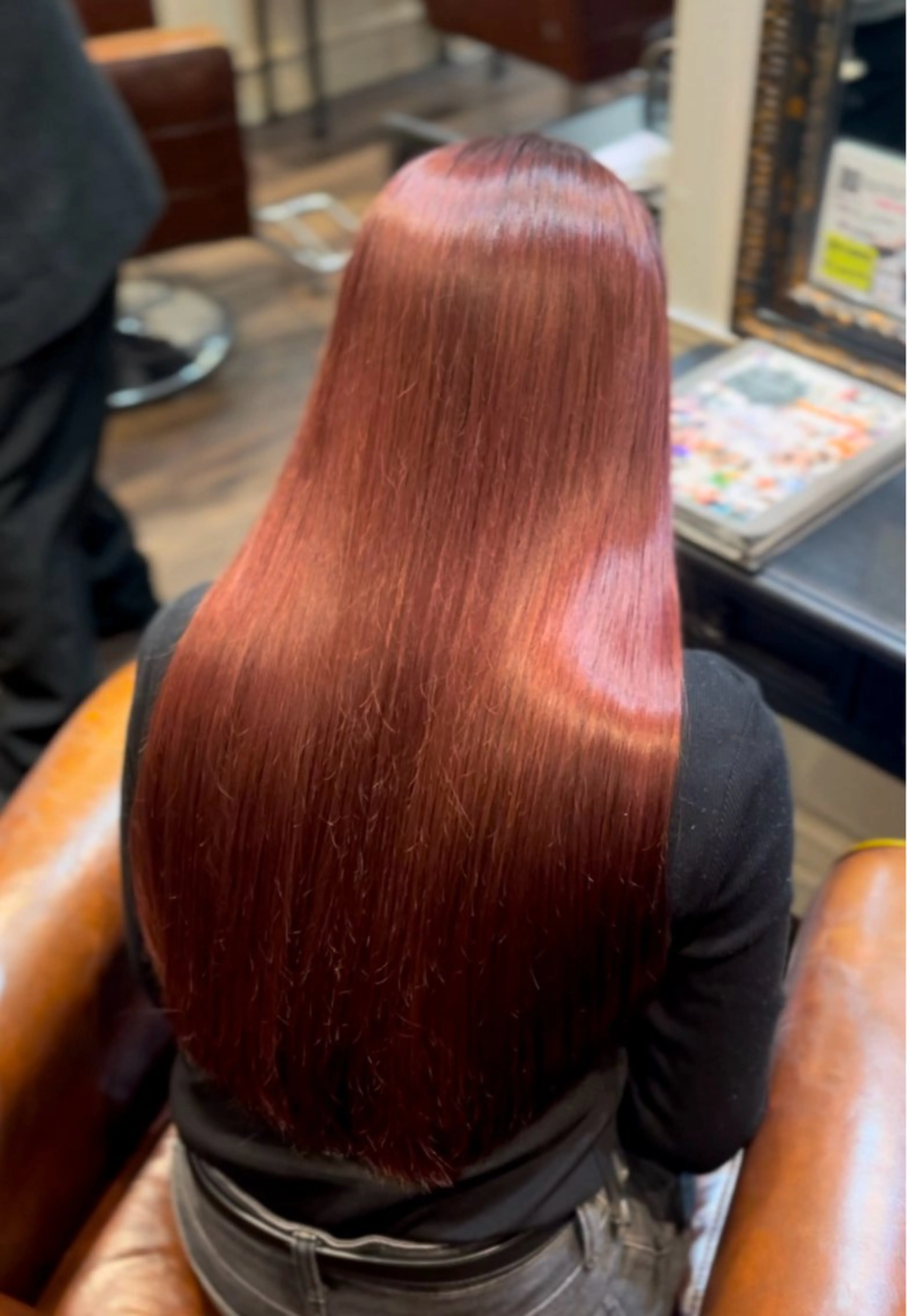 カラー ブリーチ ダブルカラー オガワ アヤナのヘアスタイル