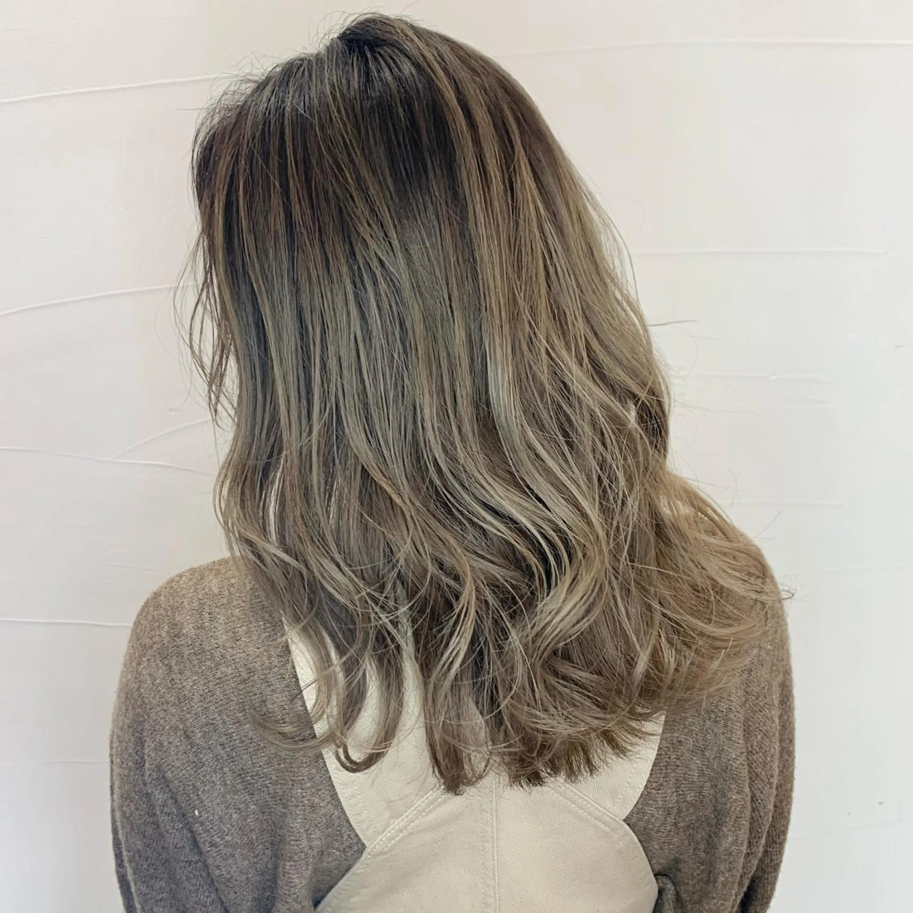 カラー アディクシーカラー バレイヤージュ ブリーチ ケアブリーチ 透明感カラー ヘアカラー 水戸/ブリーチカラー ♠️♠️會澤遼真のヘアスタイル