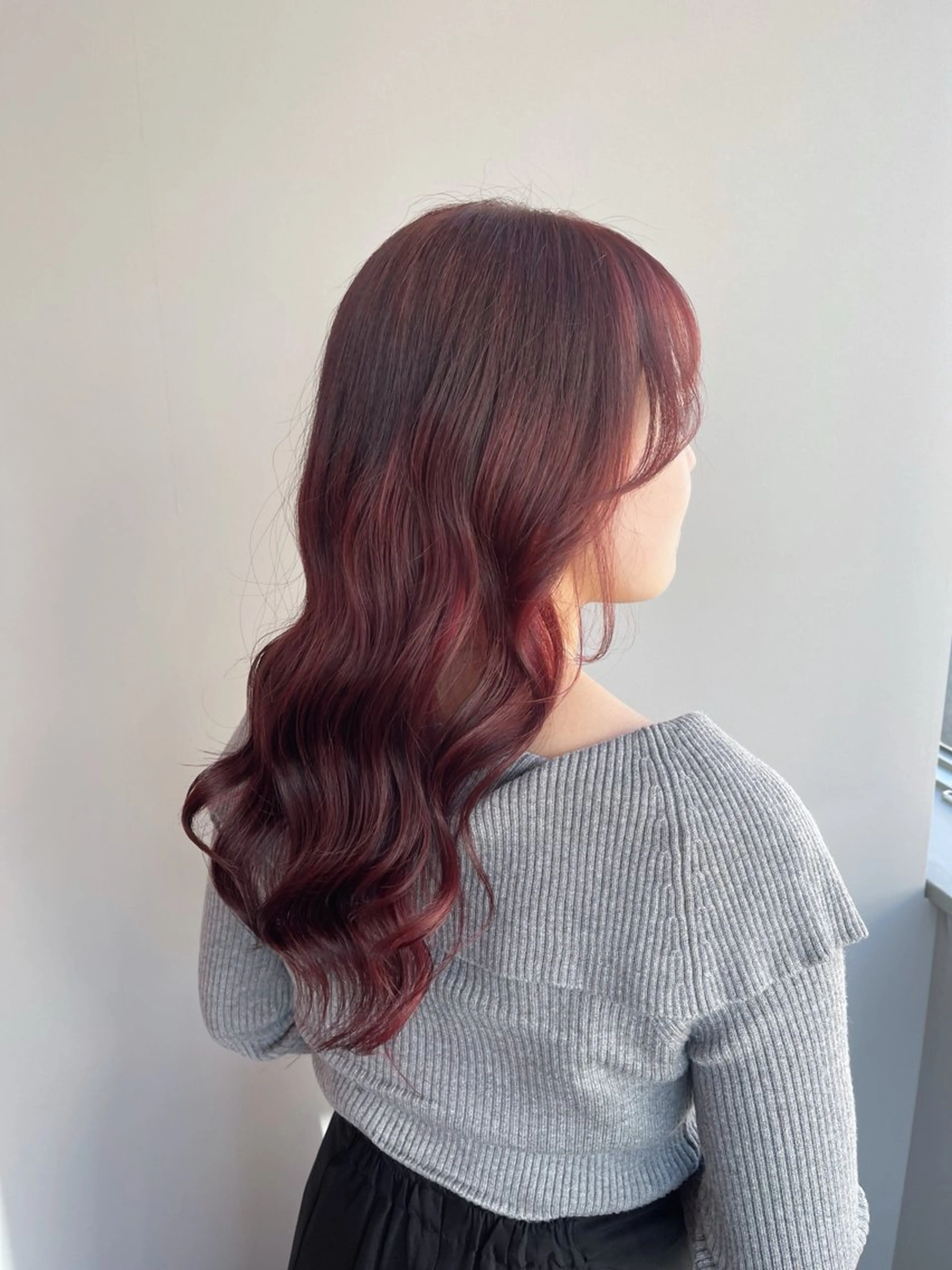ロング カラー ブリーチ ブリーチなしカラー レッドカラー 透明感カラー/艶髪/ エクステ/HIROのヘアスタイル