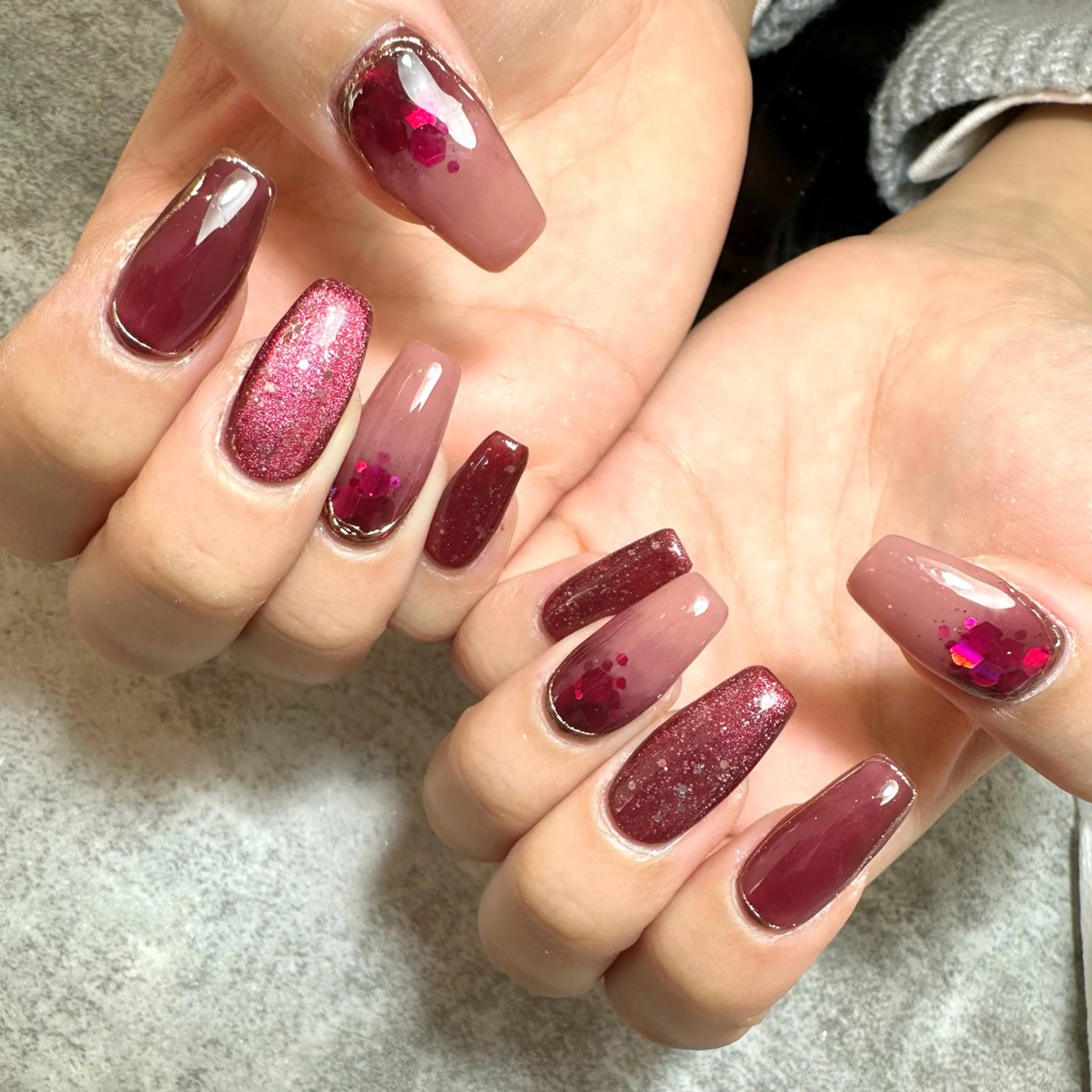 ネイル 赤色 Mii nailのネイルデザイン