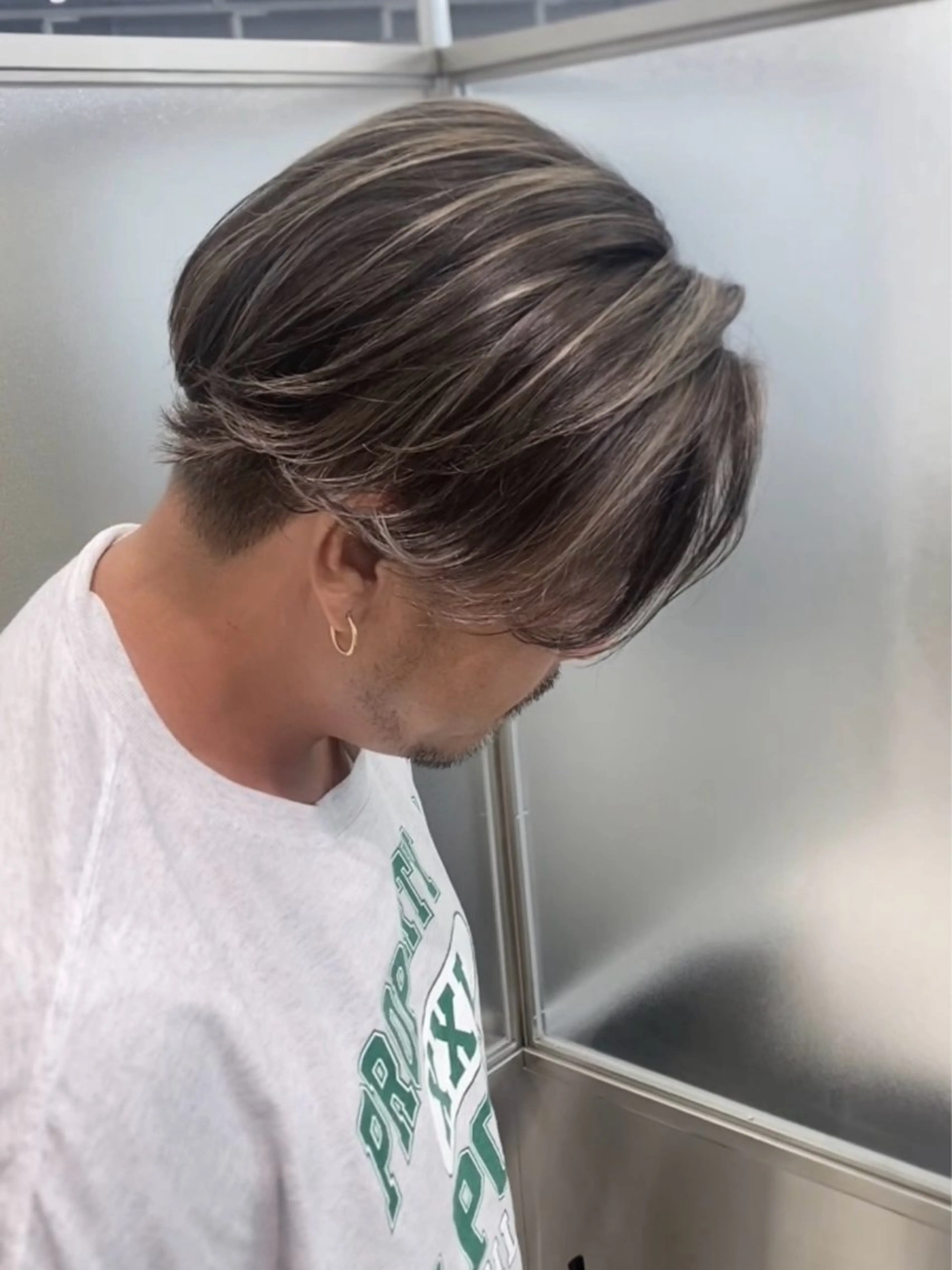 ミディアム カラー メンズ ハイライト、レイヤー カット/西梅田/中西のヘアスタイル