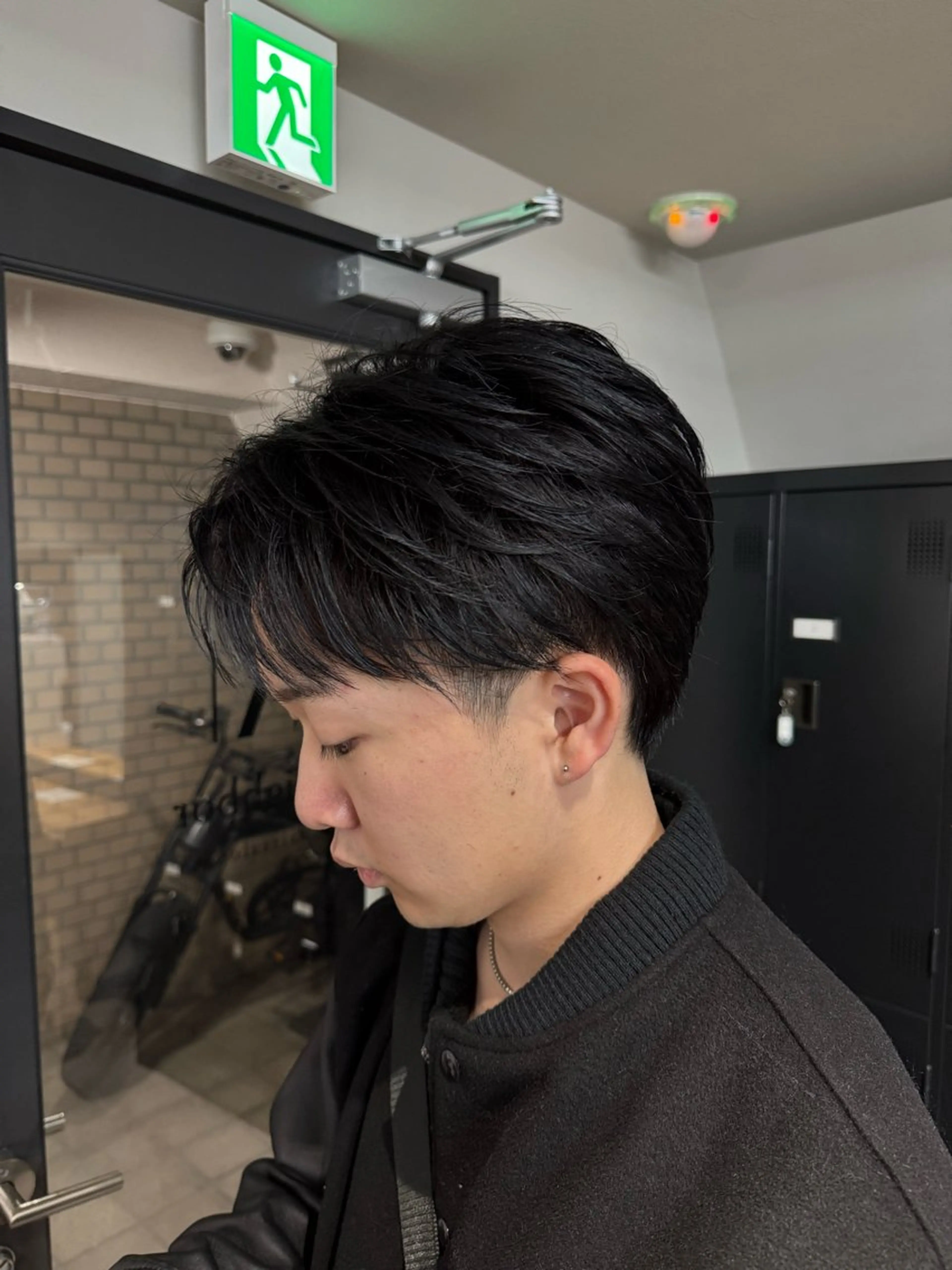 メンズ センターパート メンズ韓国風 カット 立川韓国メンズヘア ニュアンスパーマ安井のヘアスタイル