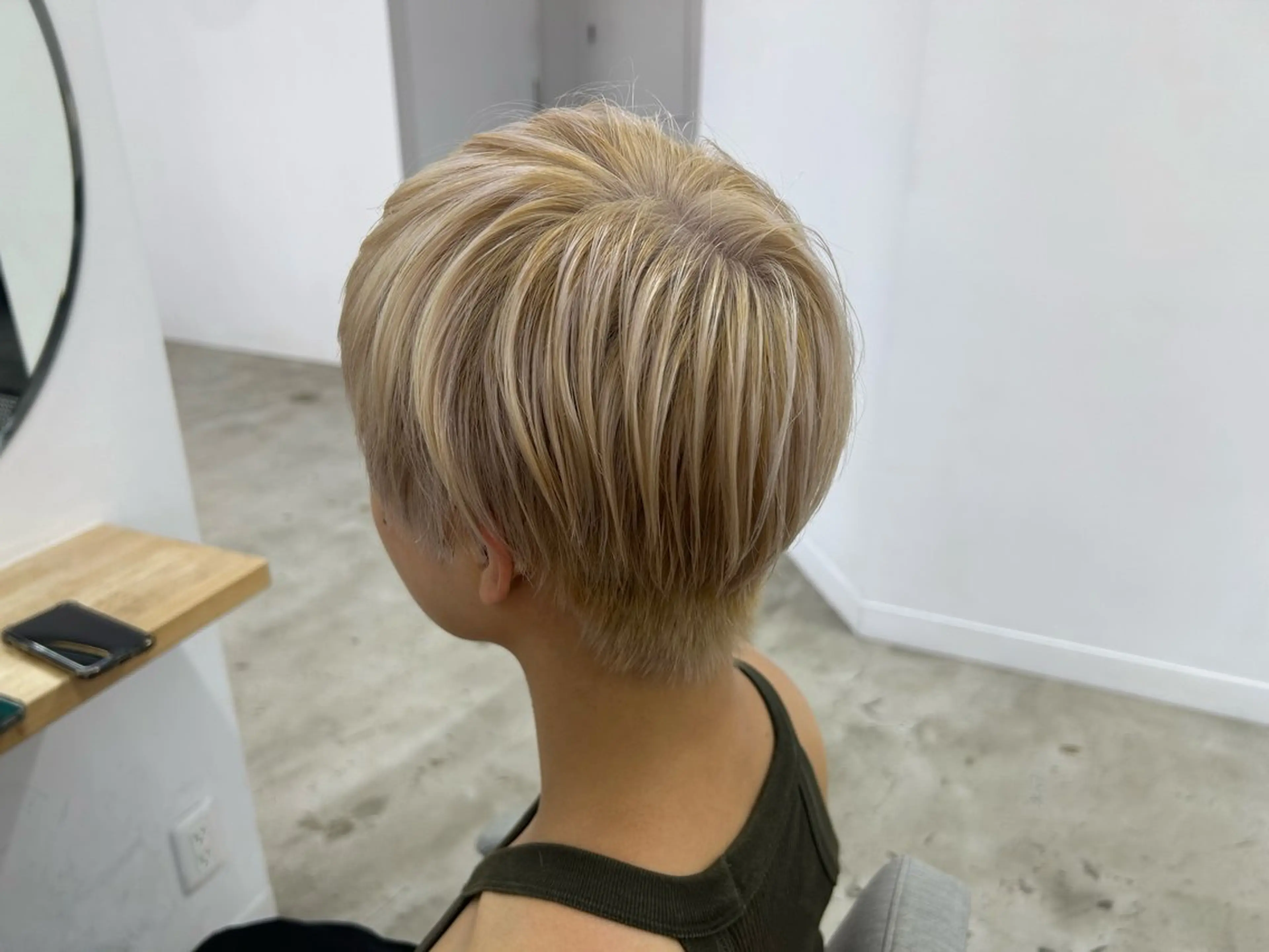 ショート カット ヘアカラー トリートメント ⭐️当日OK⭐️ 岩田峻のヘアスタイル