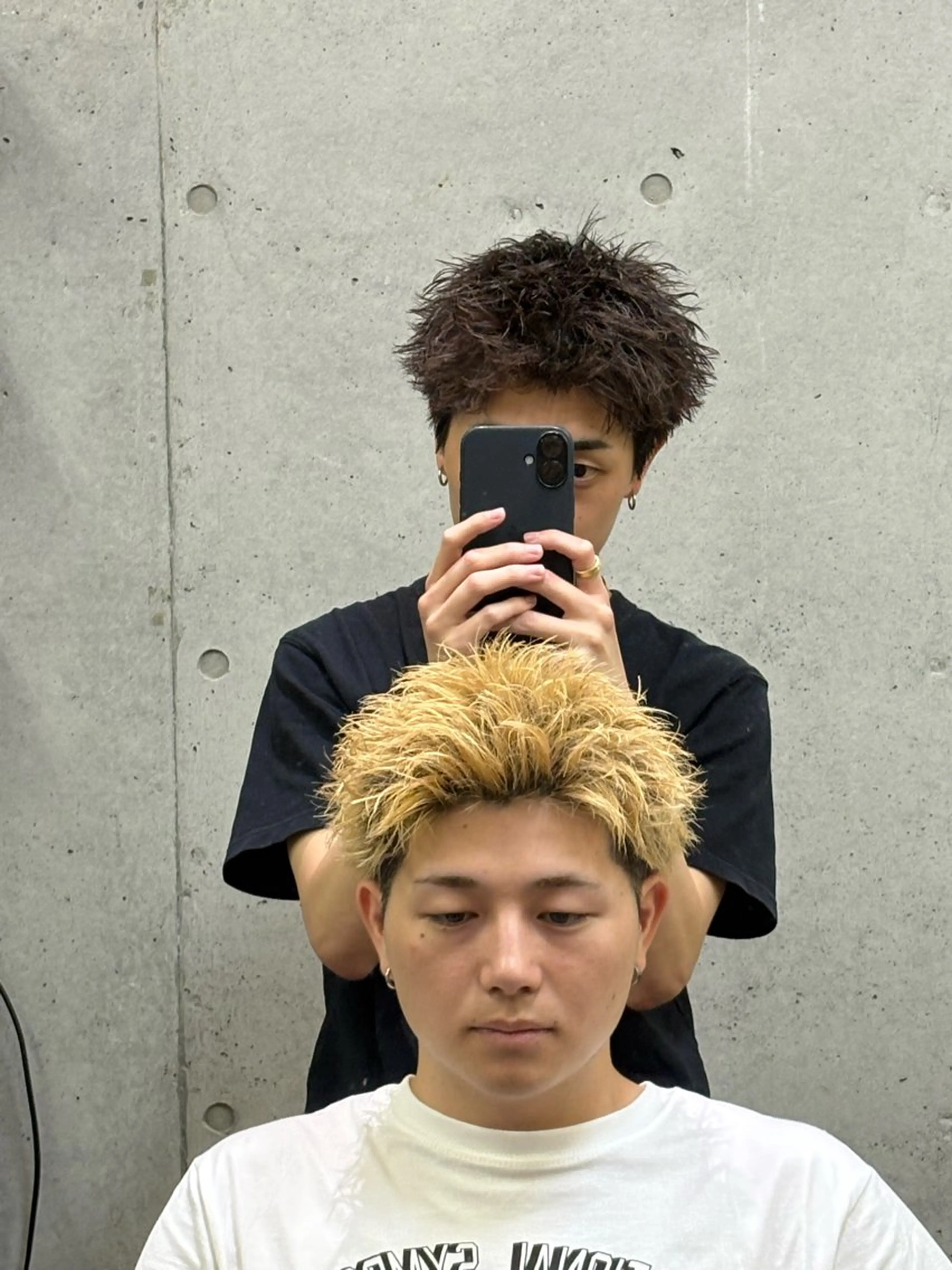 ショート パーマ メンズ メンズハイトーン スパイキーショート ショートヘア カット 山口 陽平のヘアスタイル