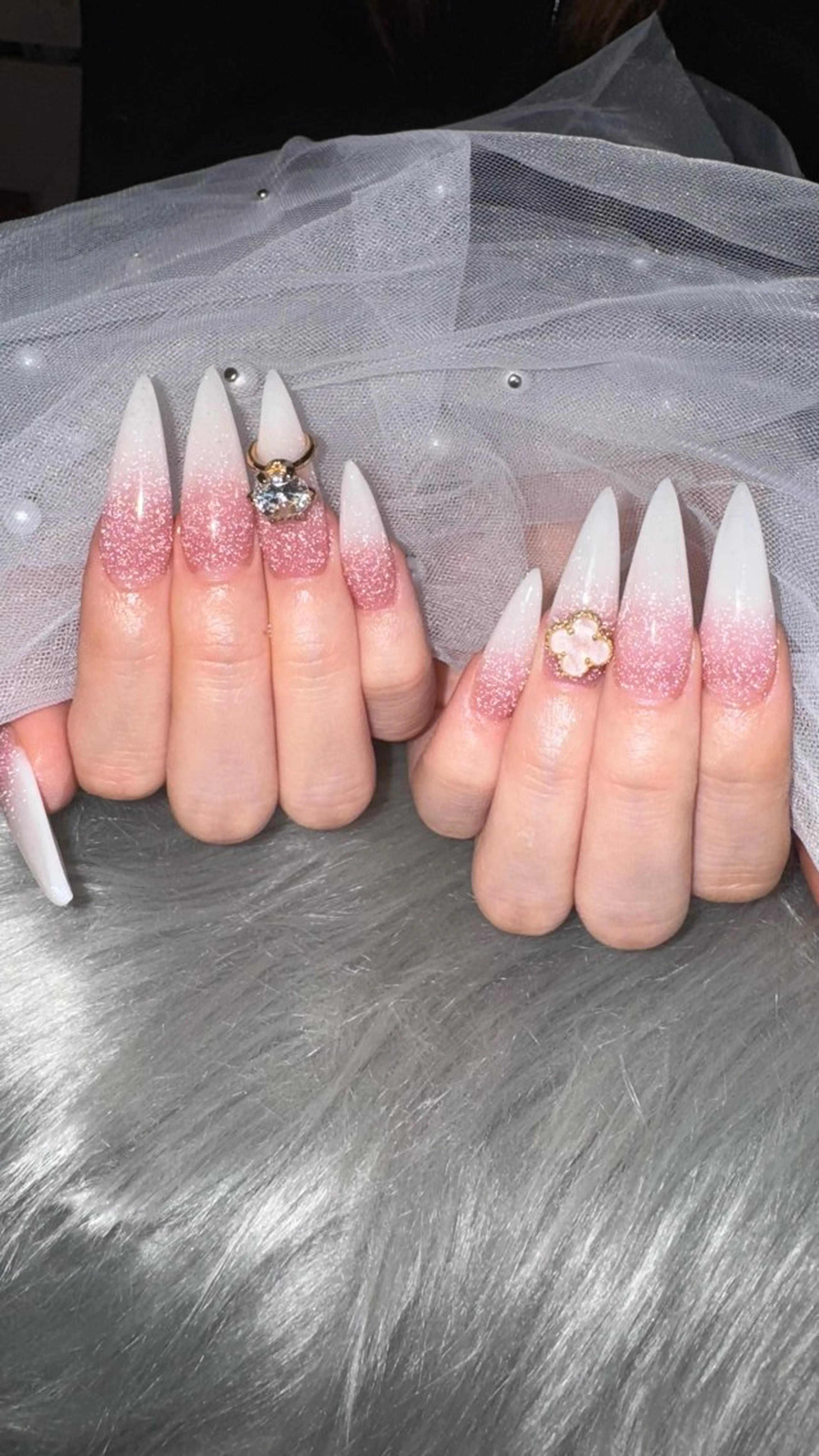 ネイル ハンドネイル Feel ‪‪☺︎‬Yuriaのネイルデザイン