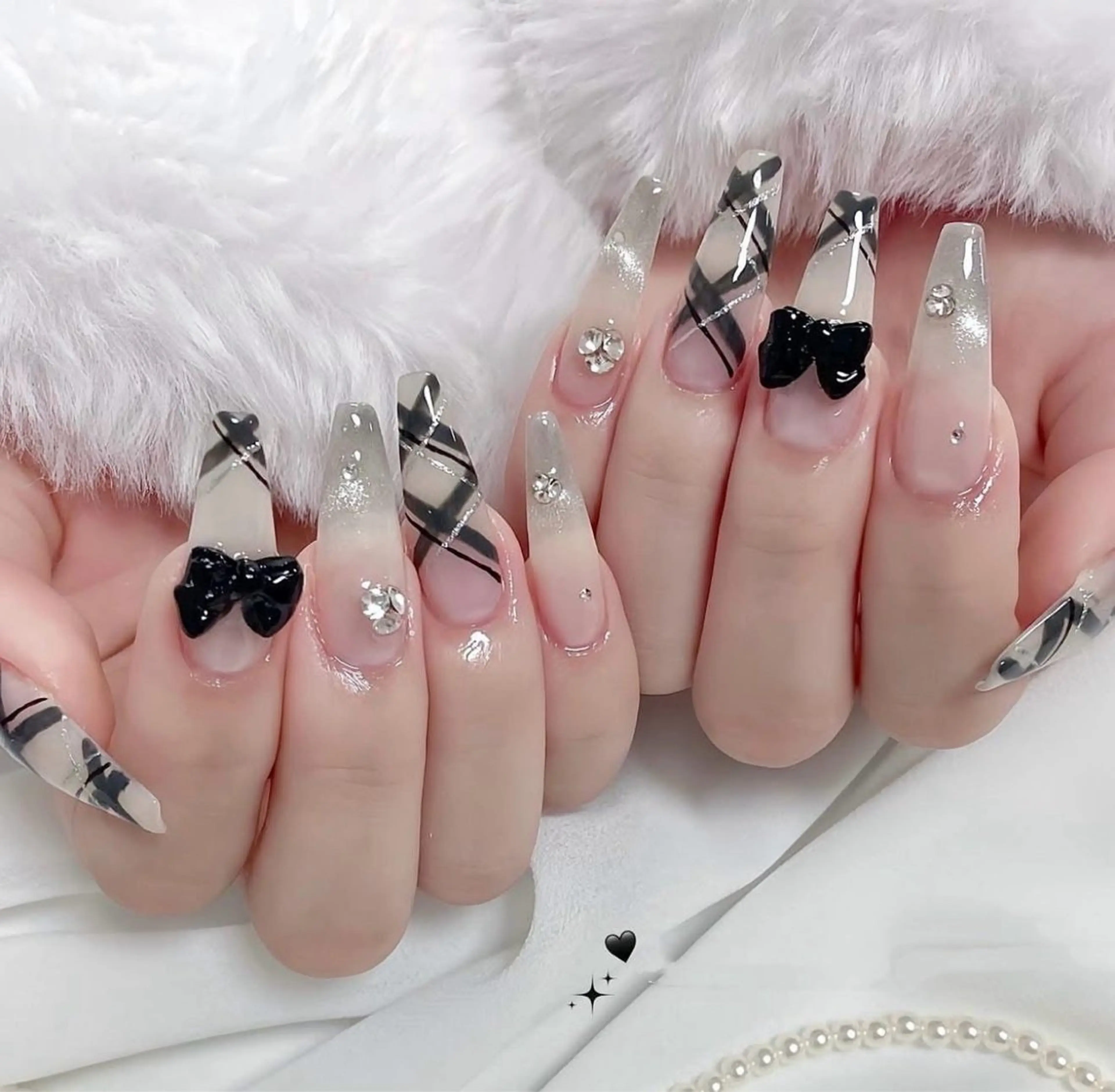ネイル ハンドネイル HIN NAILのネイルデザイン