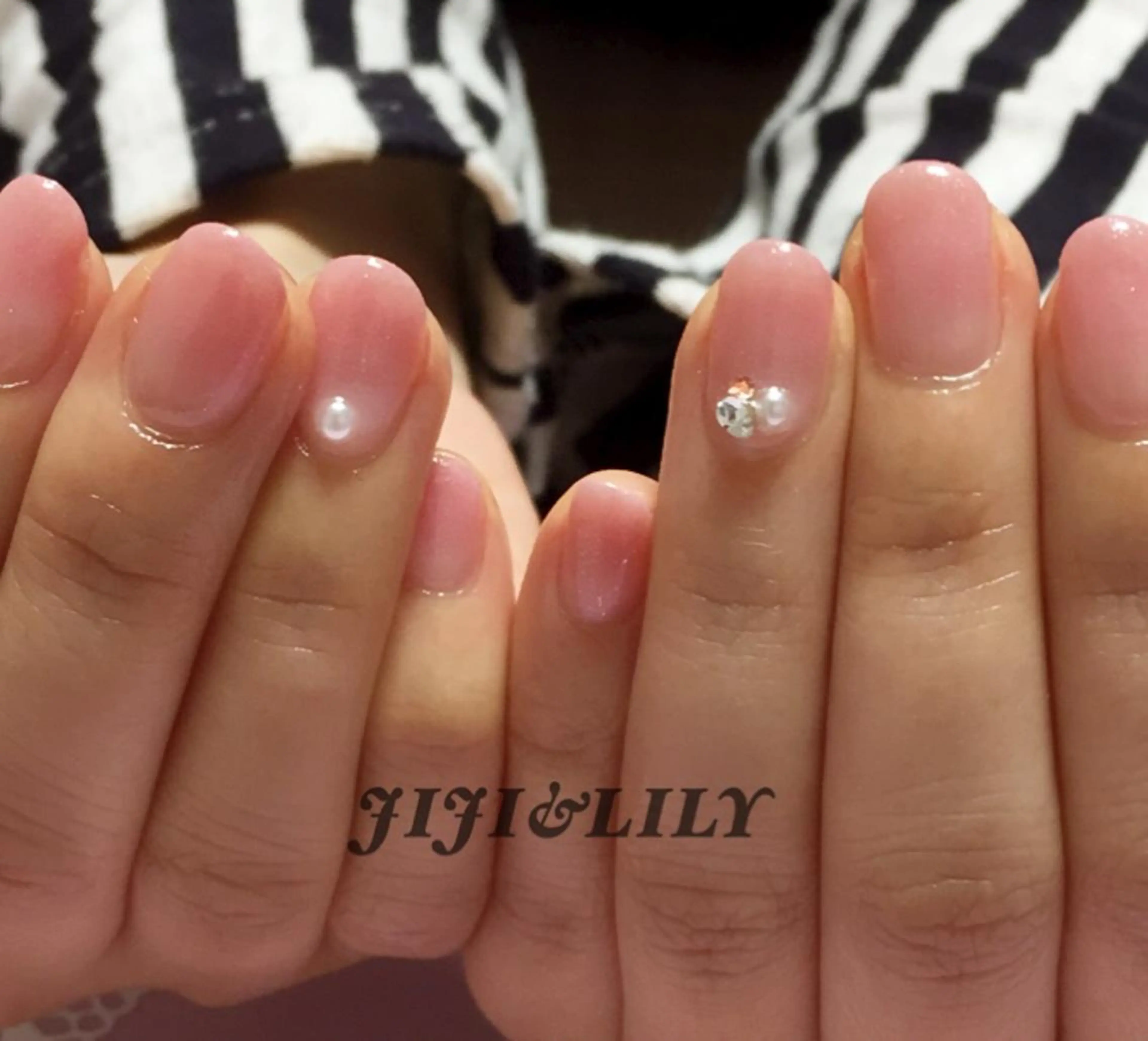 ネイル グラデーション 豊田 圭子のネイルデザイン