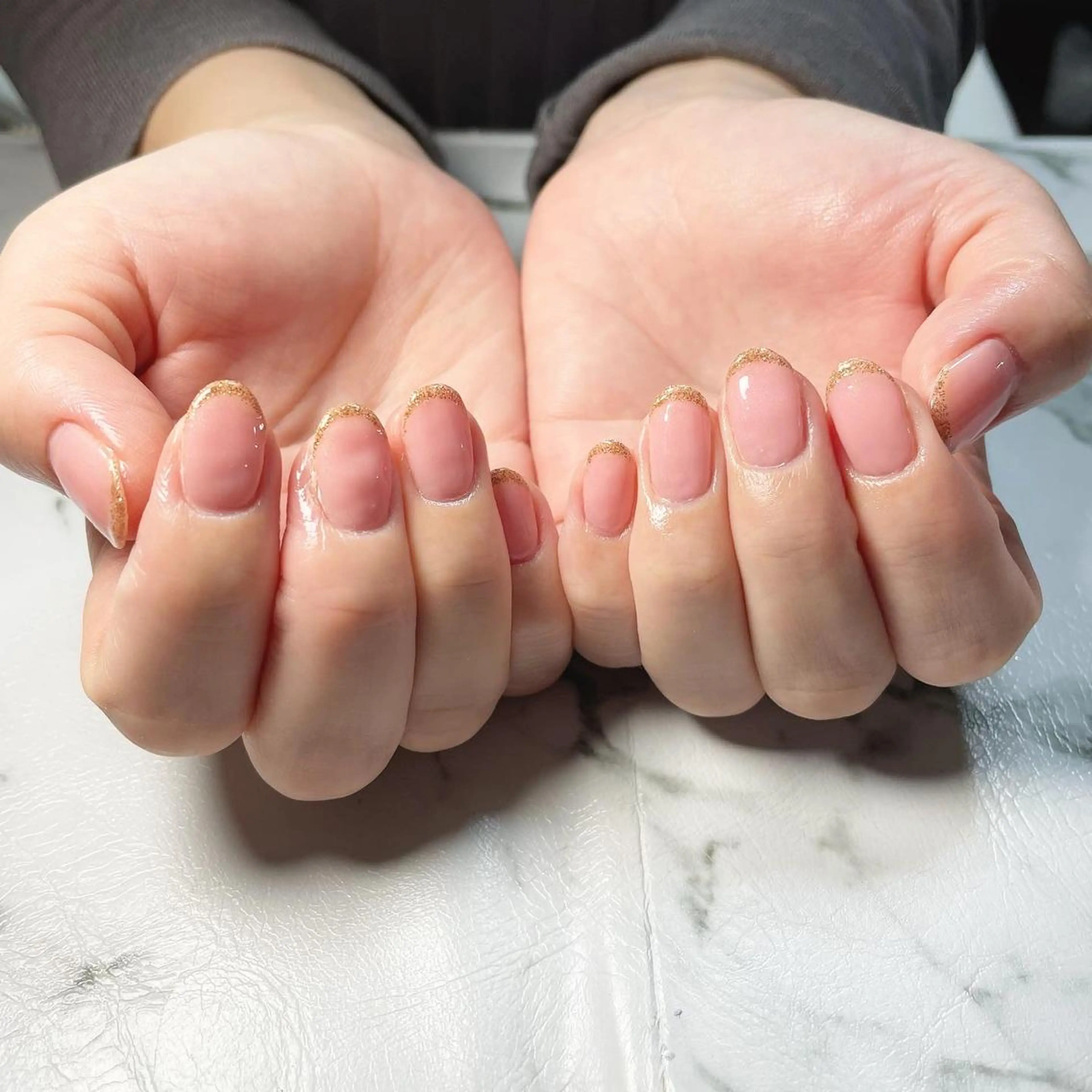 ネイル フレンチネイル ラメ(グリッター) Momo nailsalonのネイルデザイン