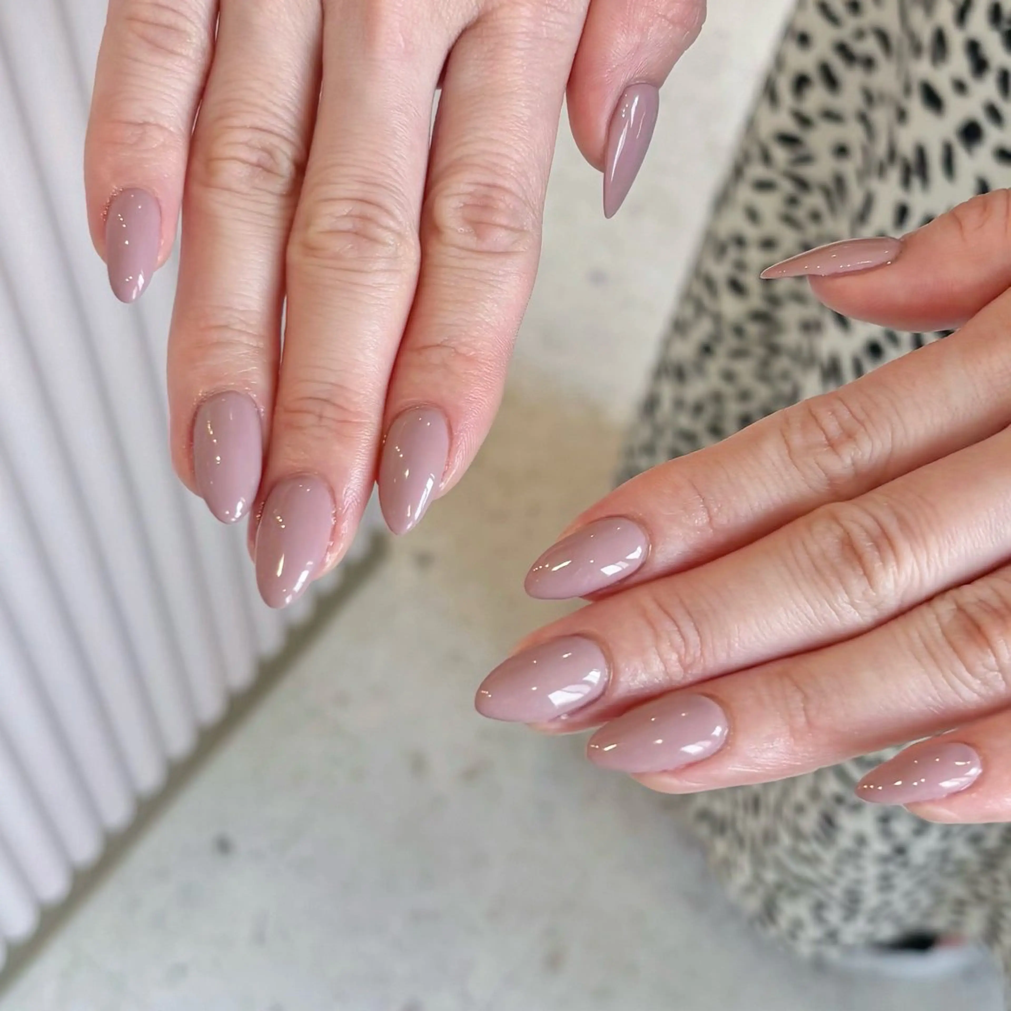 ネイル ハンドネイル AKEMI LANDHAKATAのネイルデザイン