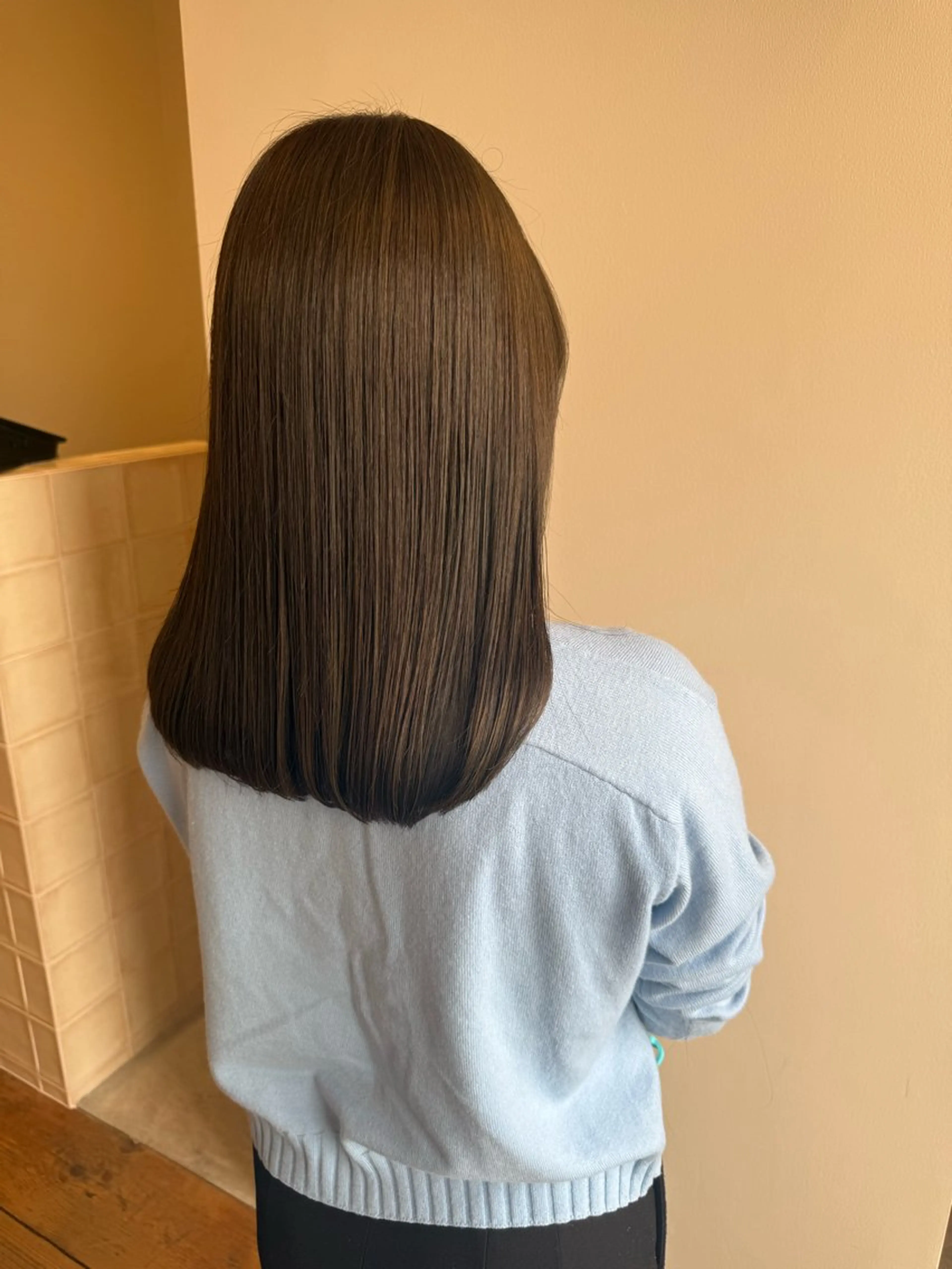 セミロング カラー カット トリートメント ヘッドスパ 💛🤍U too e’s /店長🧸のヘアスタイル