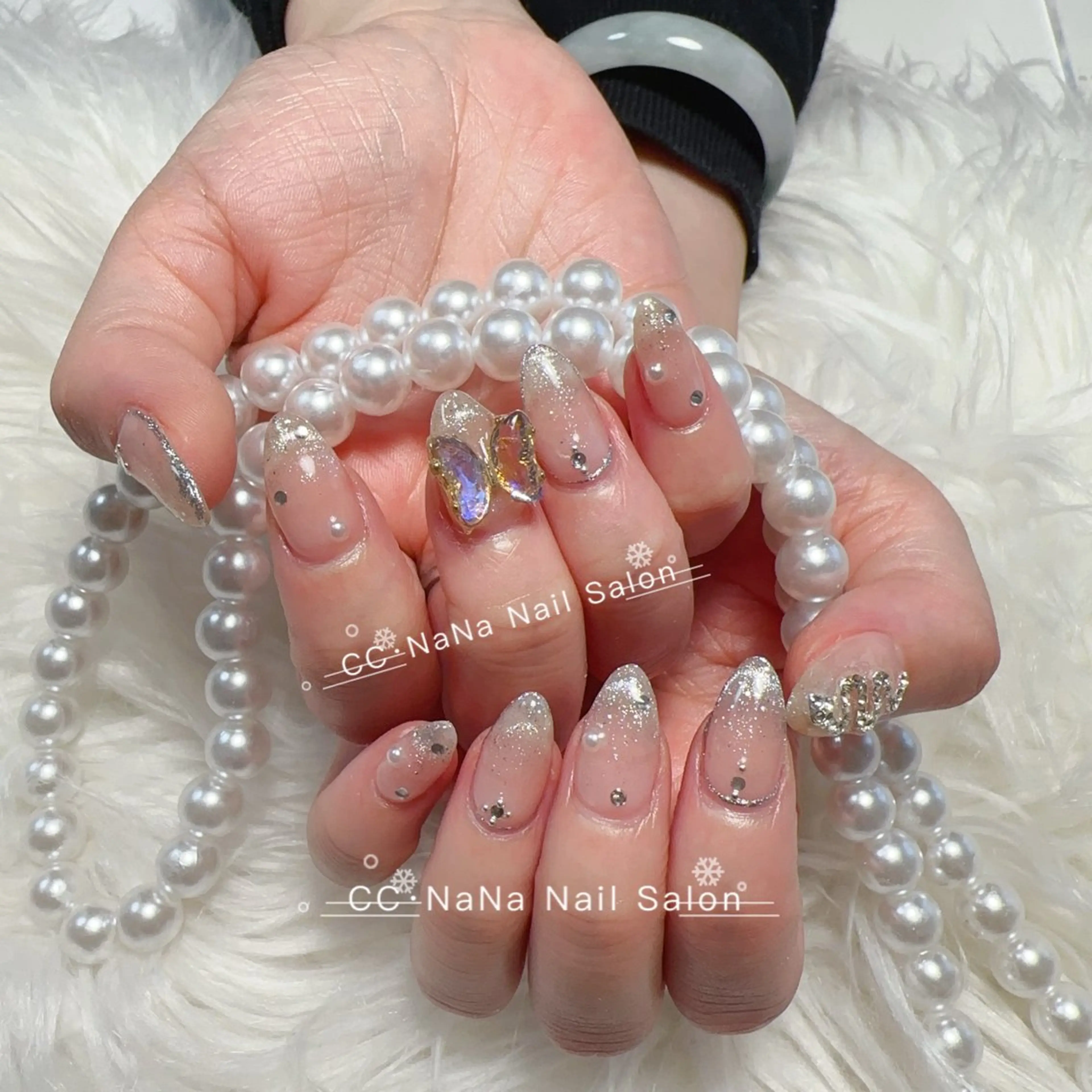 ネイル チークネイル フラッシュネイル ハート キラキラネイル 韓国ネイル ハンドネイル 💎CC・NaNa 韓国風ネイル🌙Cのネイルデザイン