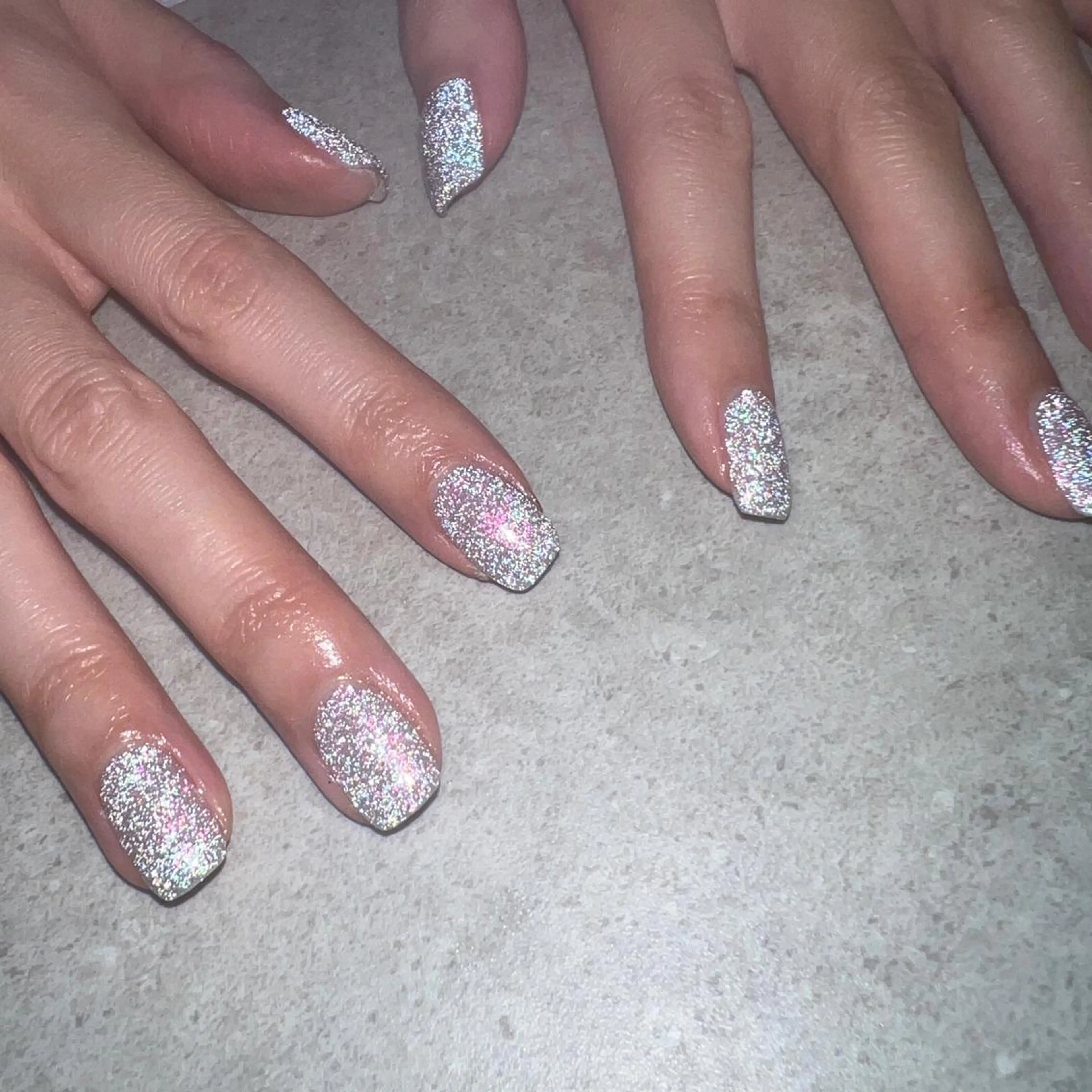 ネイル フラッシュネイル ハンドネイル ハンドケア Allma Nailのネイルデザイン