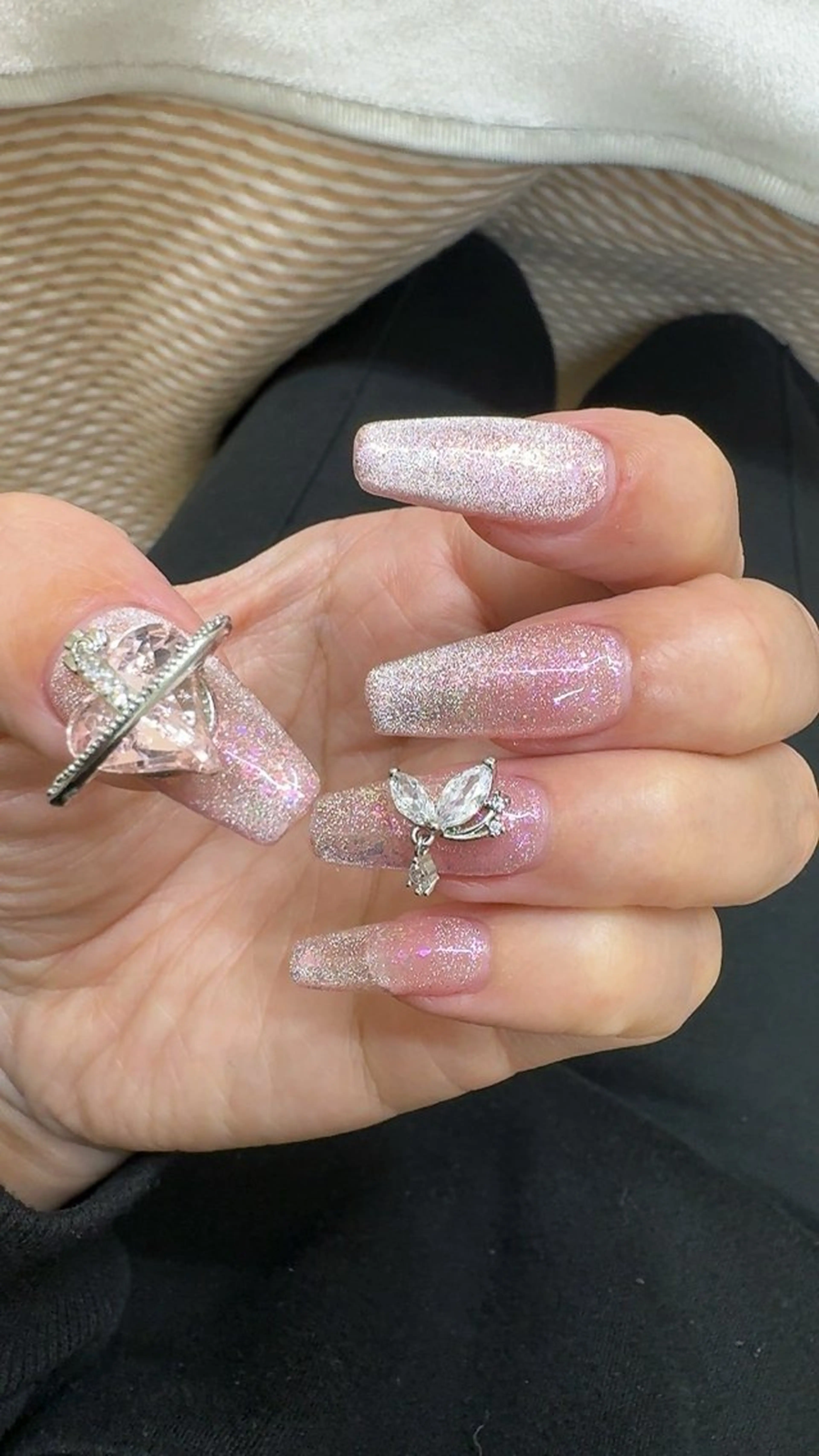 ネイル ハンドネイル ハンドケア queen nailのネイルデザイン