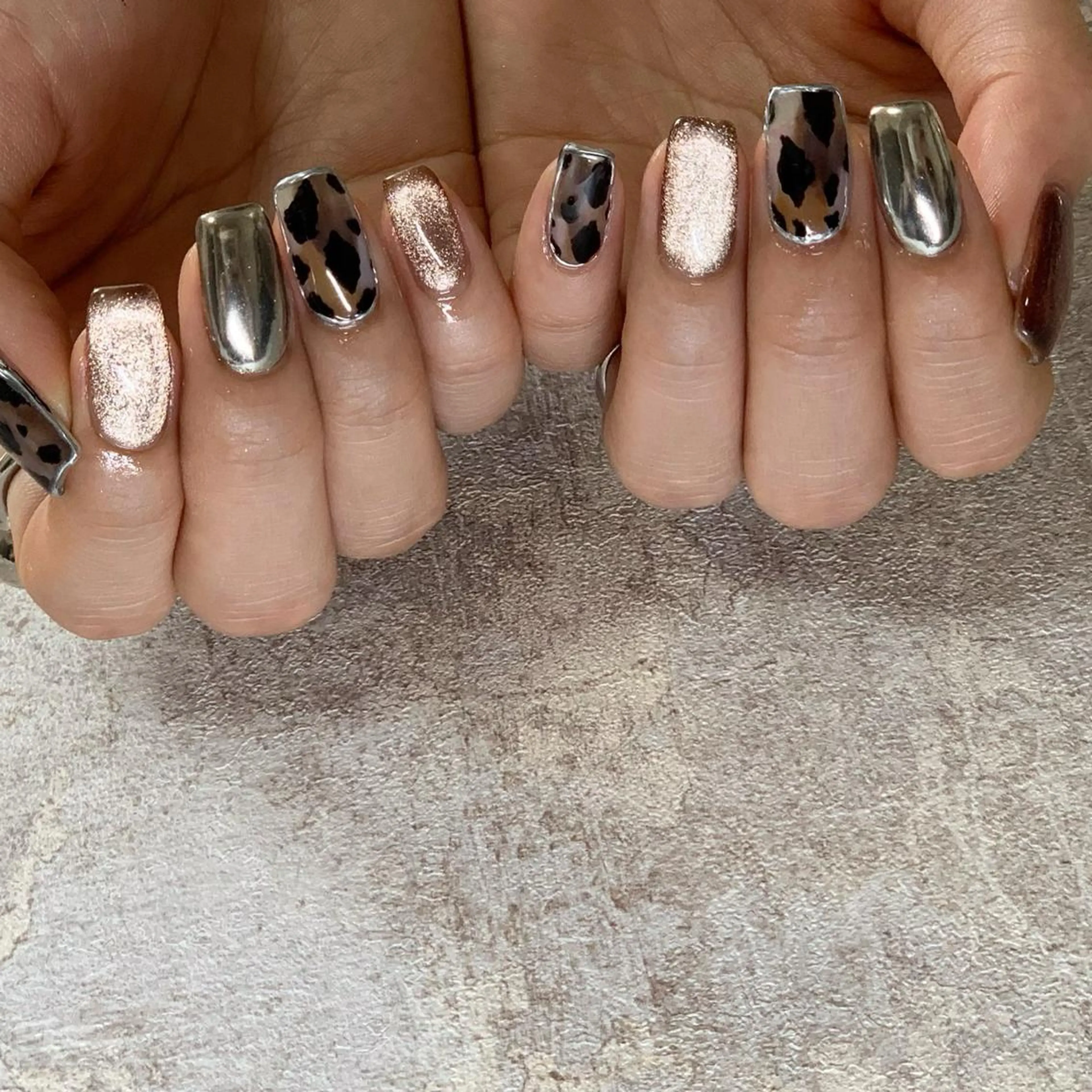 ネイル S. JEWELのネイルデザイン